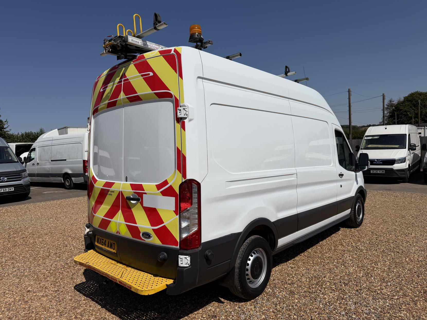 2014 Ford Transit 2.2 TDCi 350 Panel Van 5dr Diesel Manual RWD L3 H3 Euro 5 (100 ps) - Thumbnail 11