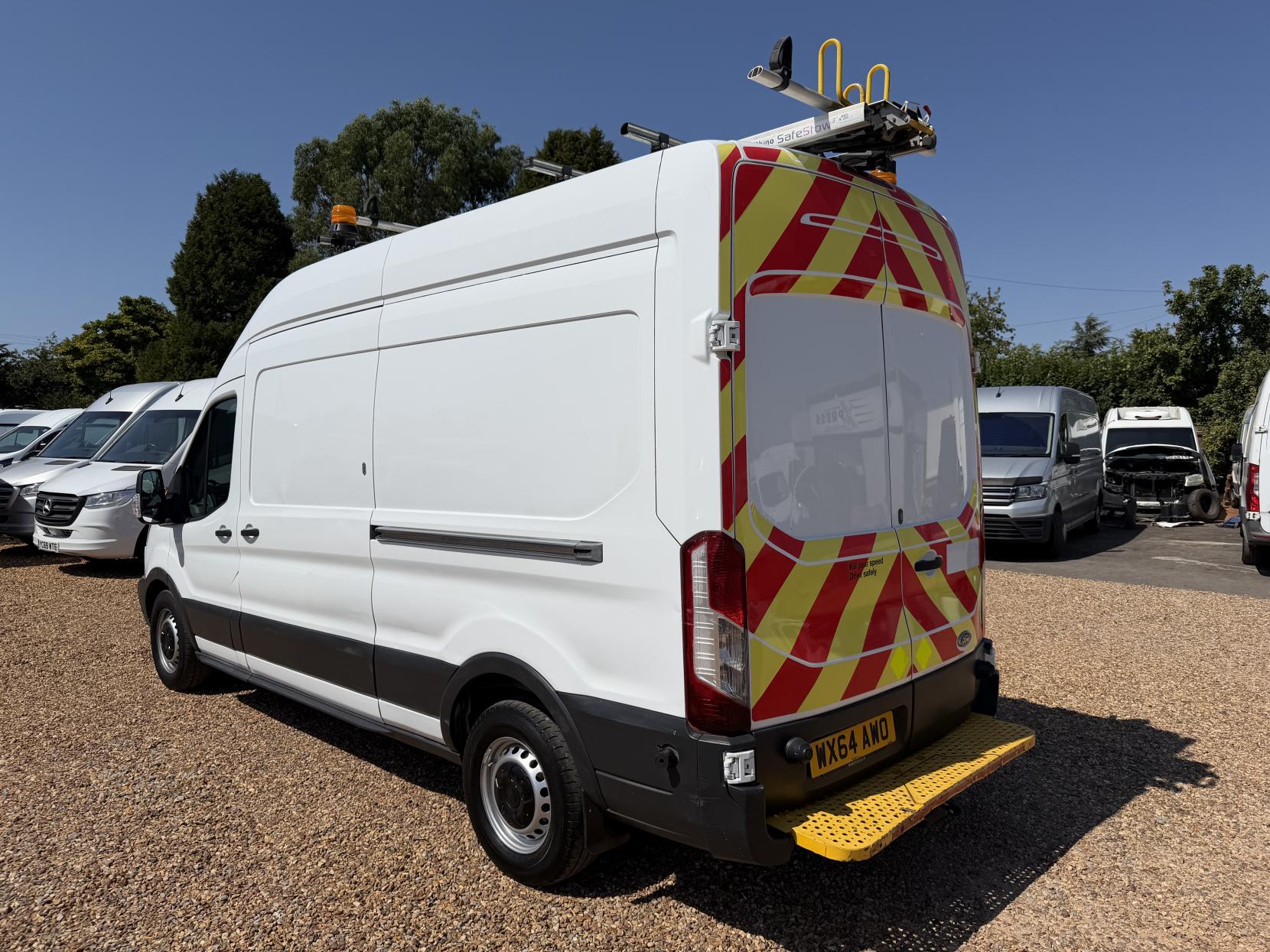2014 Ford Transit 2.2 TDCi 350 Panel Van 5dr Diesel Manual RWD L3 H3 Euro 5 (100 ps) - Thumbnail 9