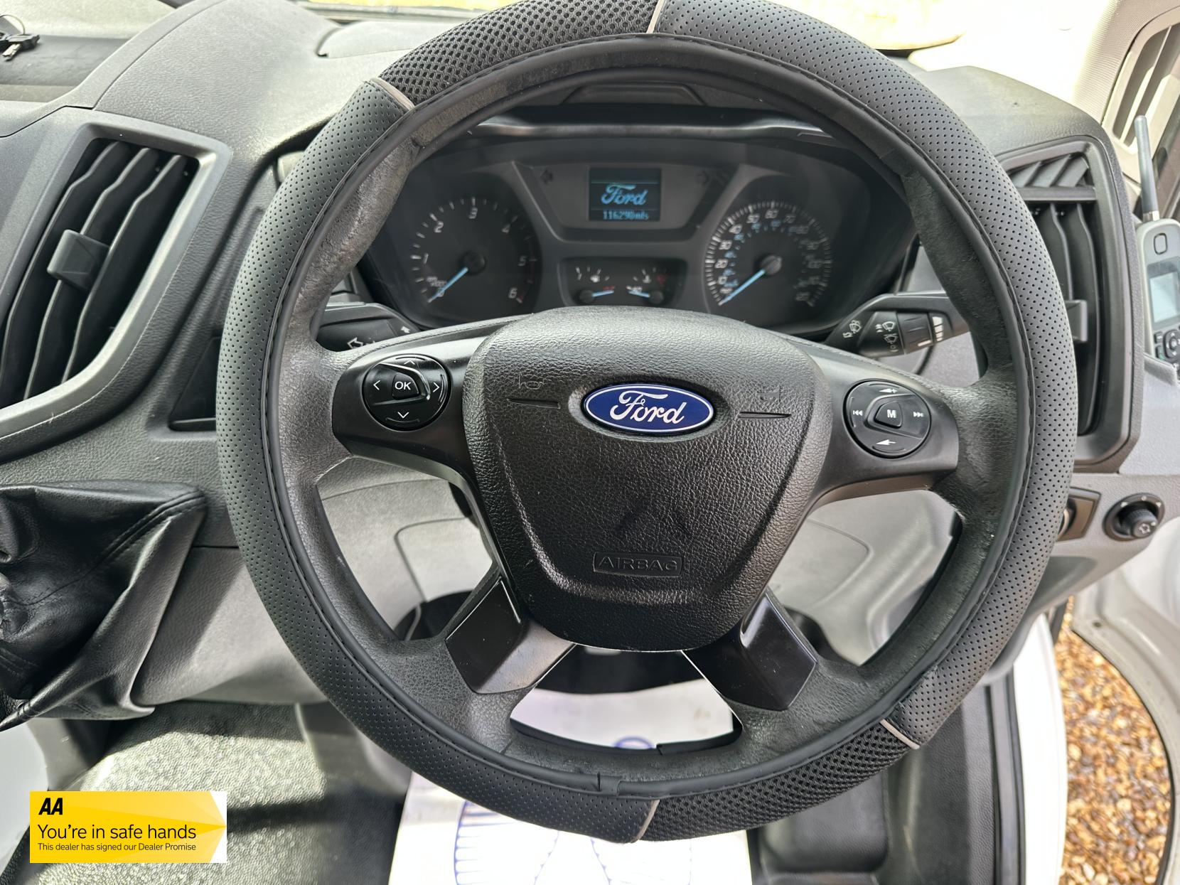 Ford Transit 2.2 TDCi 350 Panel Van 5dr Diesel Manual RWD L3 H3 Euro 5 (100 ps)