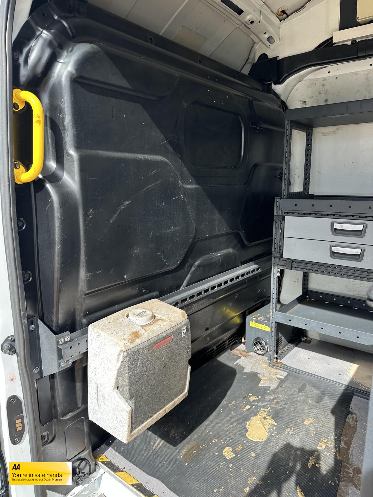 Ford Transit 2.2 TDCi 350 Panel Van 5dr Diesel Manual RWD L3 H3 Euro 5 (100 ps)