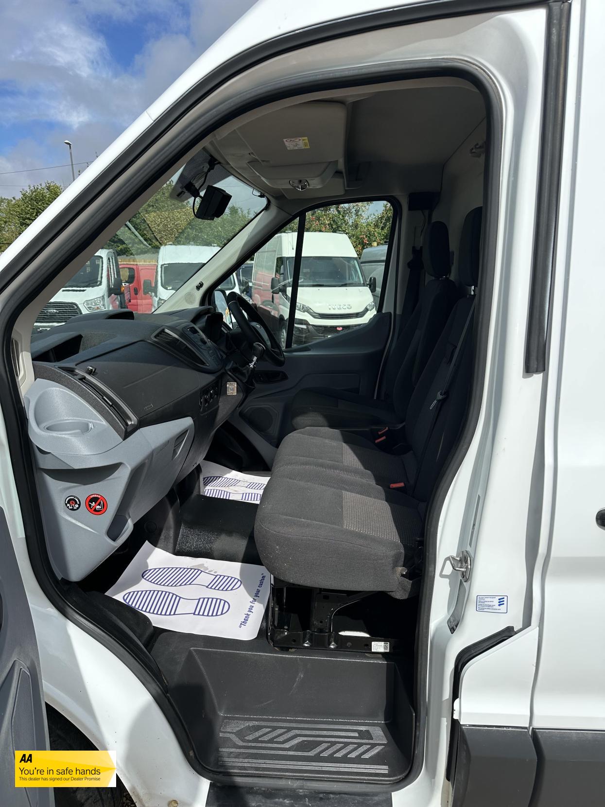 Ford Transit 2.2 TDCi 350 Panel Van 5dr Diesel Manual RWD L3 H3 Euro 5 (100 ps)