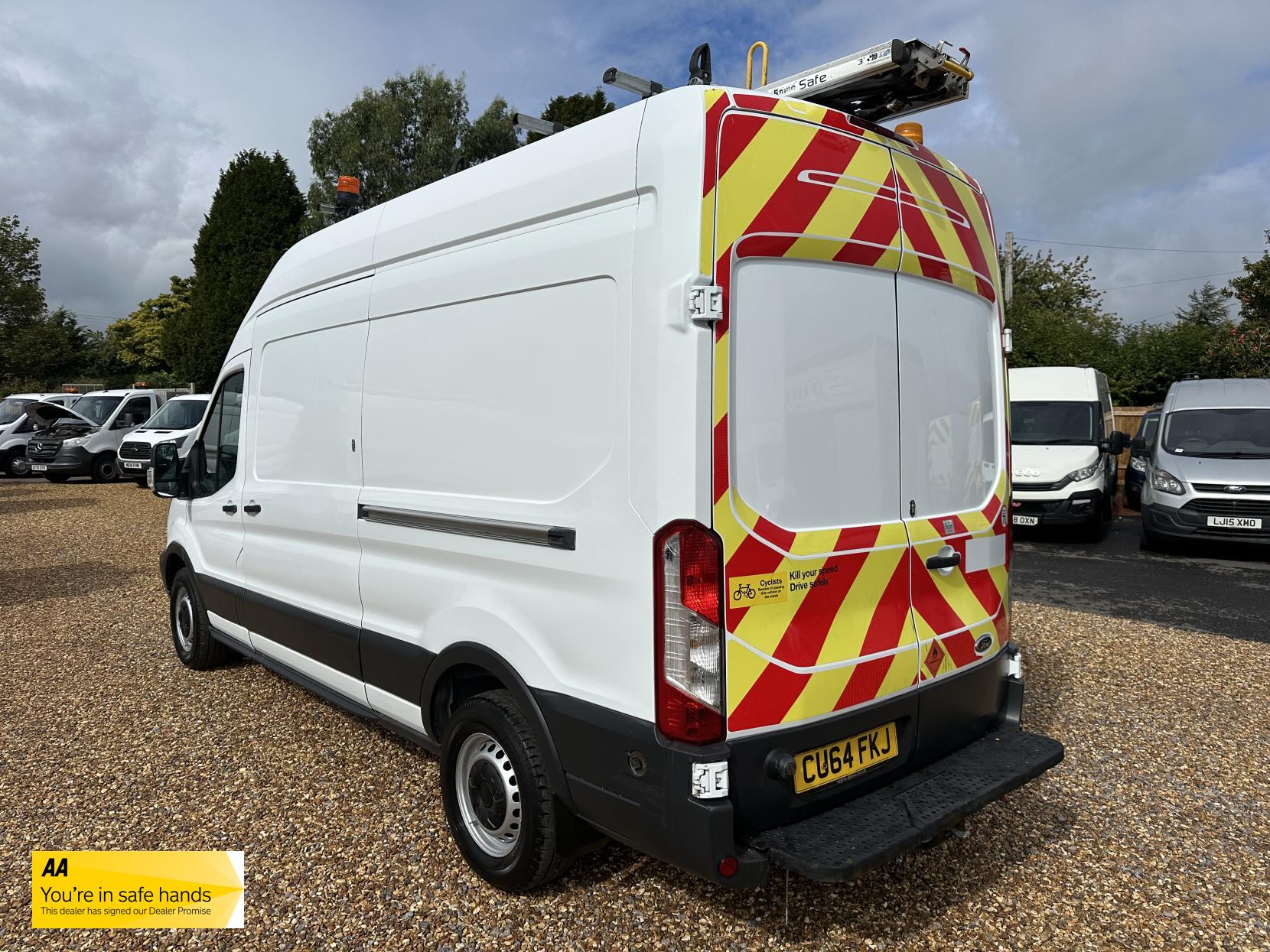 Ford Transit 2.2 TDCi 350 Panel Van 5dr Diesel Manual RWD L3 H3 Euro 5 (100 ps)