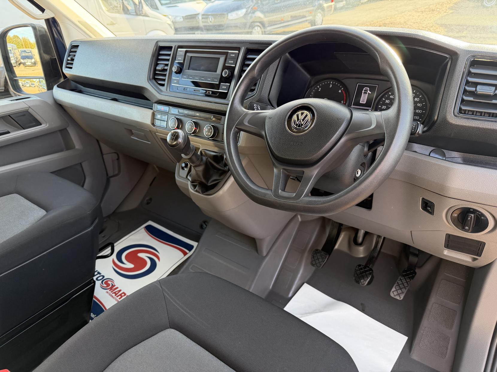 2022 Volkswagen Crafter 2.0 TDI CR35 Startline Panel Van 5dr Diesel Manual FWD MWB High Roof Euro 6 (s/s) (140 ps) - Thumbnail 2