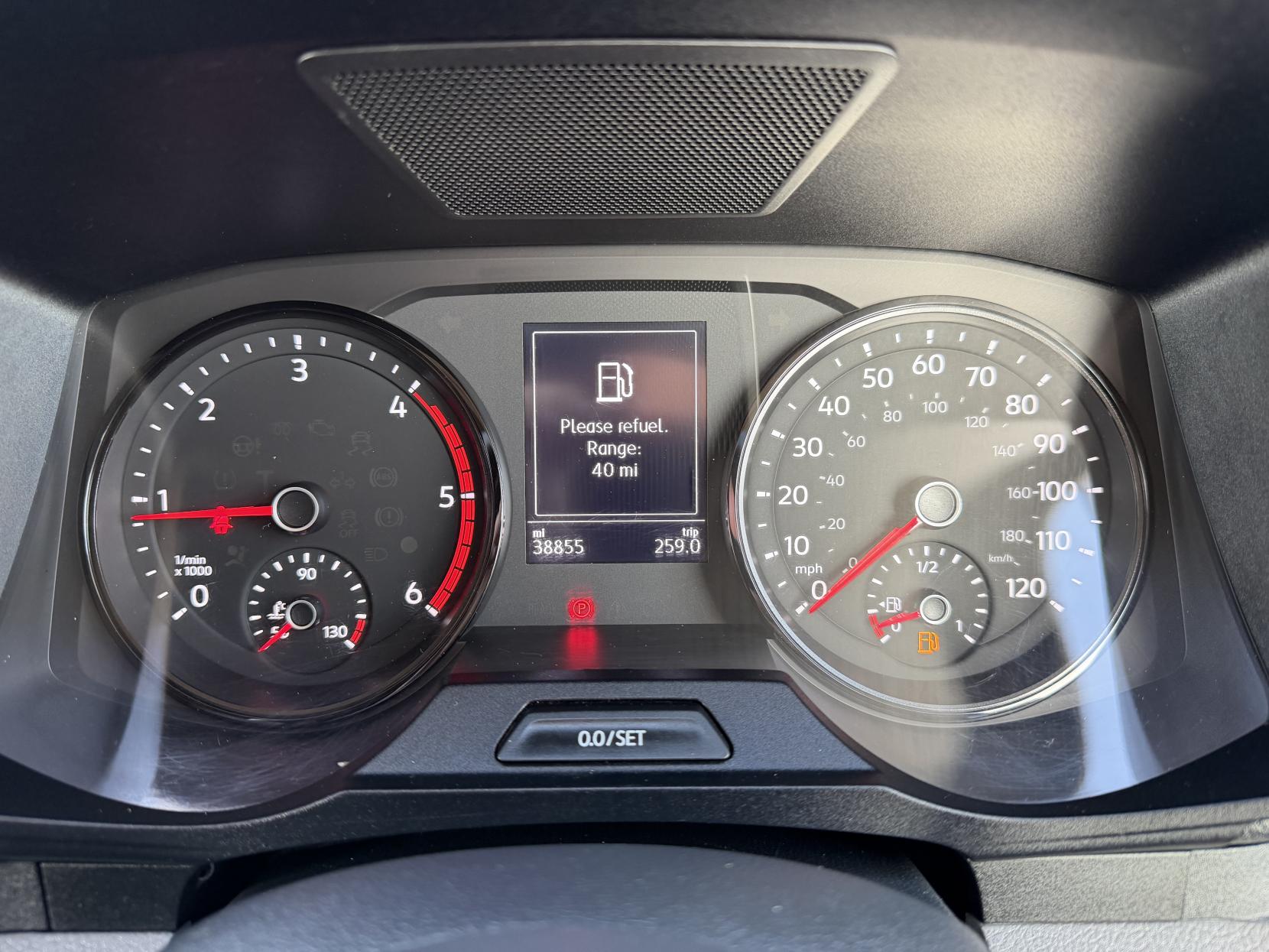 2022 Volkswagen Crafter 2.0 TDI CR35 Startline Panel Van 5dr Diesel Manual FWD MWB High Roof Euro 6 (s/s) (140 ps) - Thumbnail 17