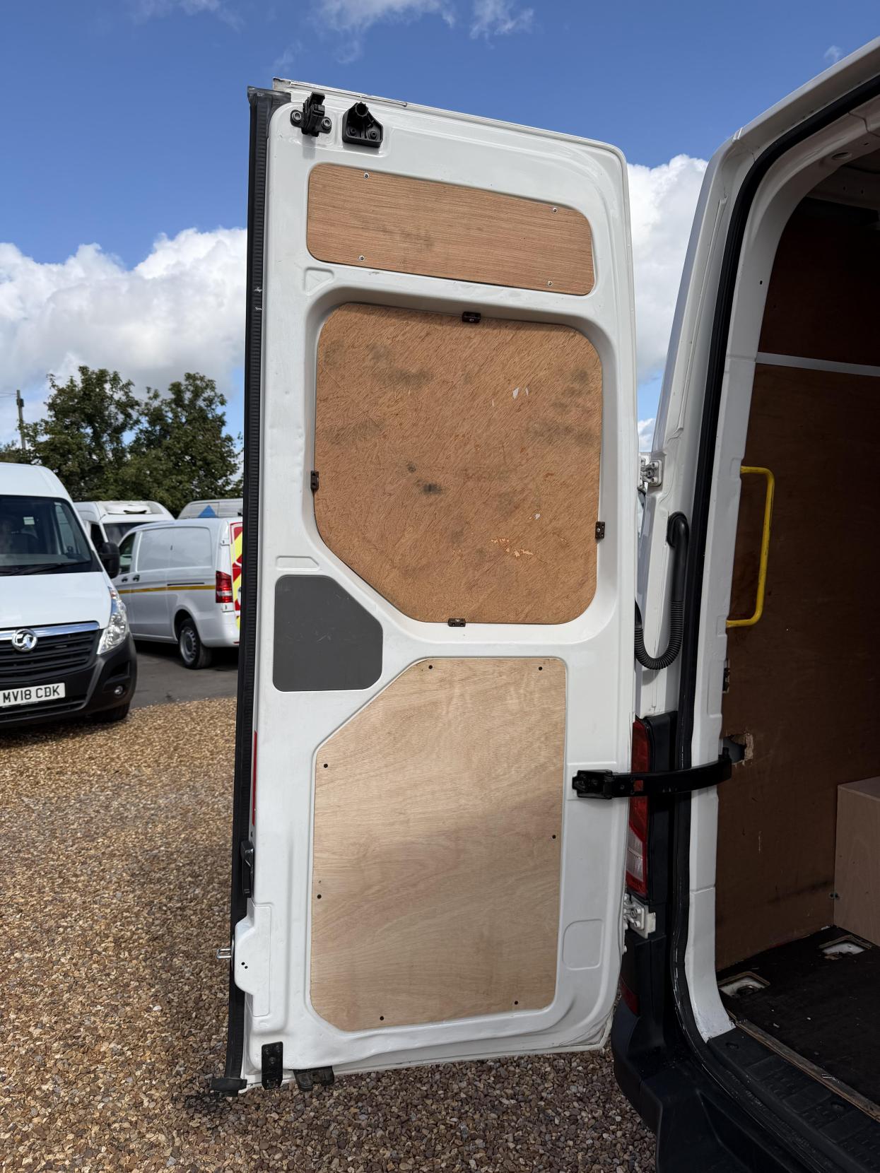 2020 MAN TGE 2.0 3140d Panel Van 5dr Diesel Manual FWD LWB High Roof Euro 6 (s/s) (140 ps) - Thumbnail 37