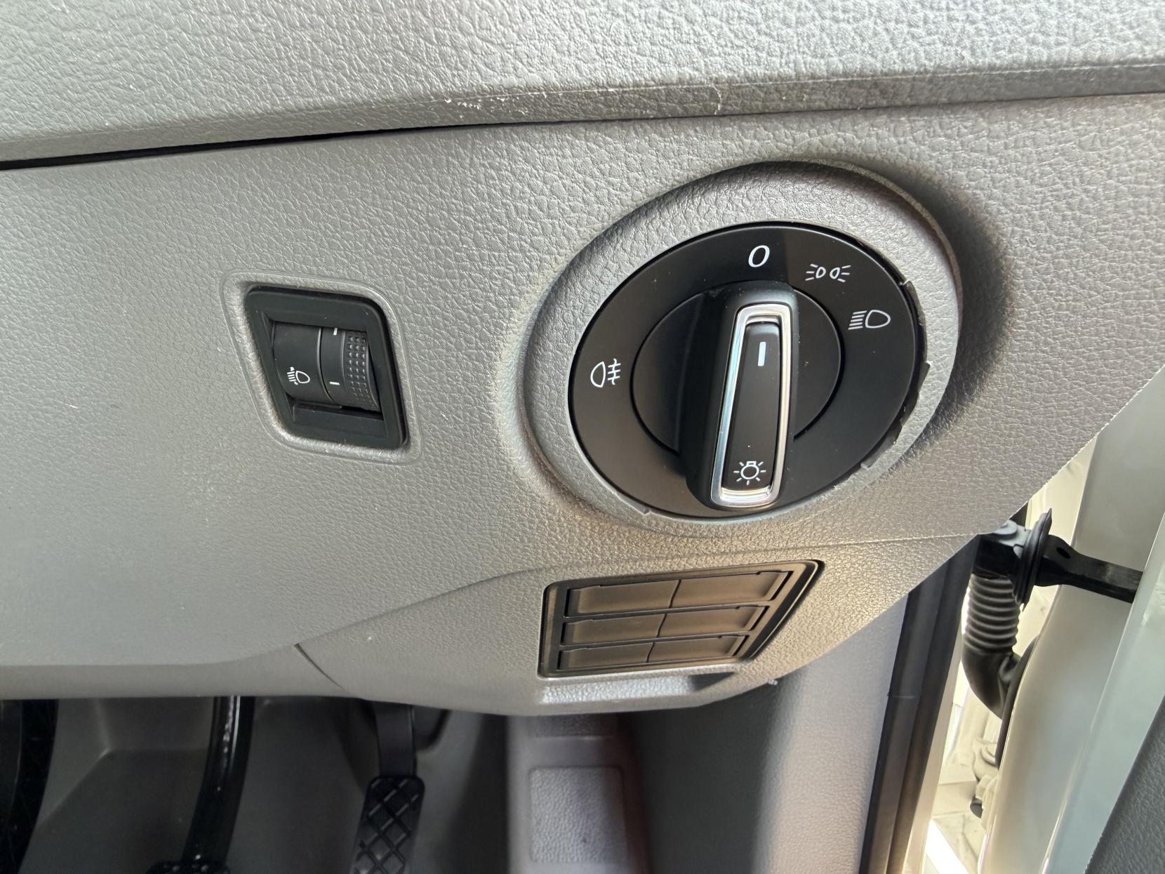 2020 MAN TGE 2.0 3140d Panel Van 5dr Diesel Manual FWD LWB High Roof Euro 6 (s/s) (140 ps) - Thumbnail 26