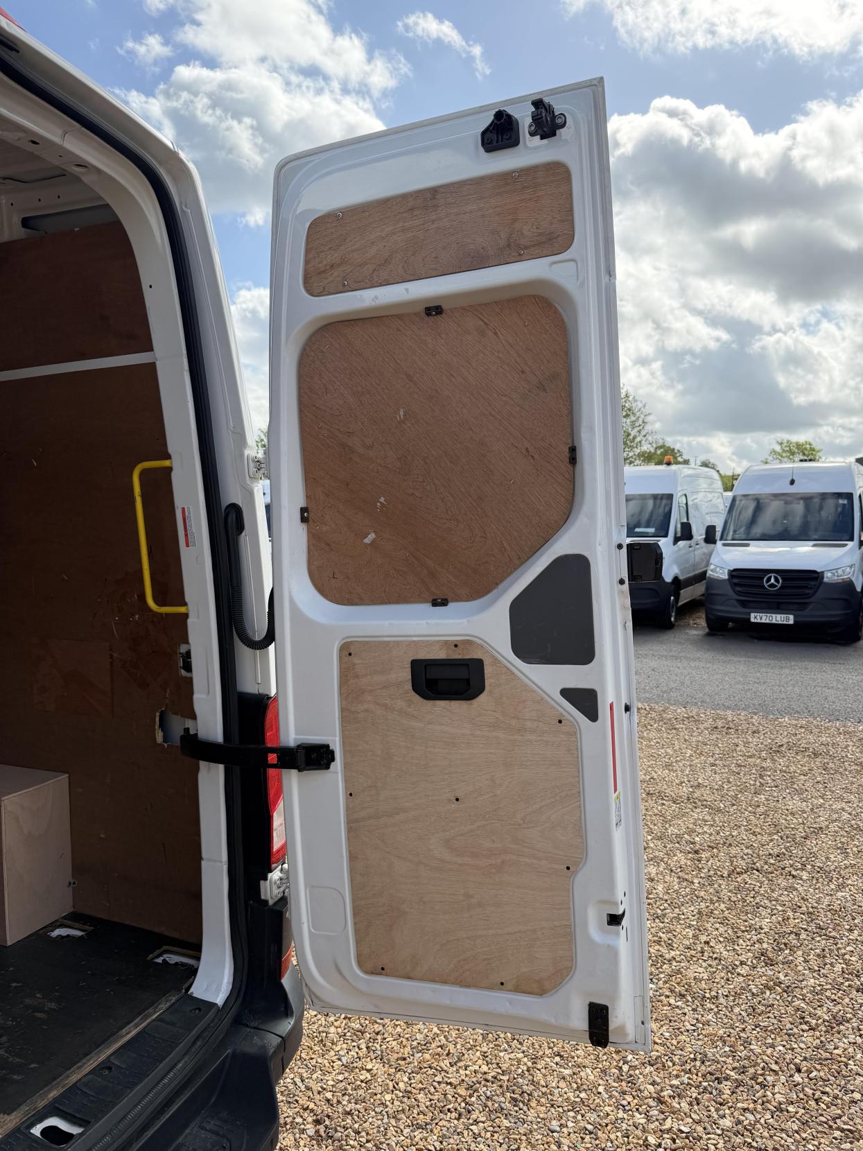 2020 MAN TGE 2.0 3140d Panel Van 5dr Diesel Manual FWD LWB High Roof Euro 6 (s/s) (140 ps) - Thumbnail 45