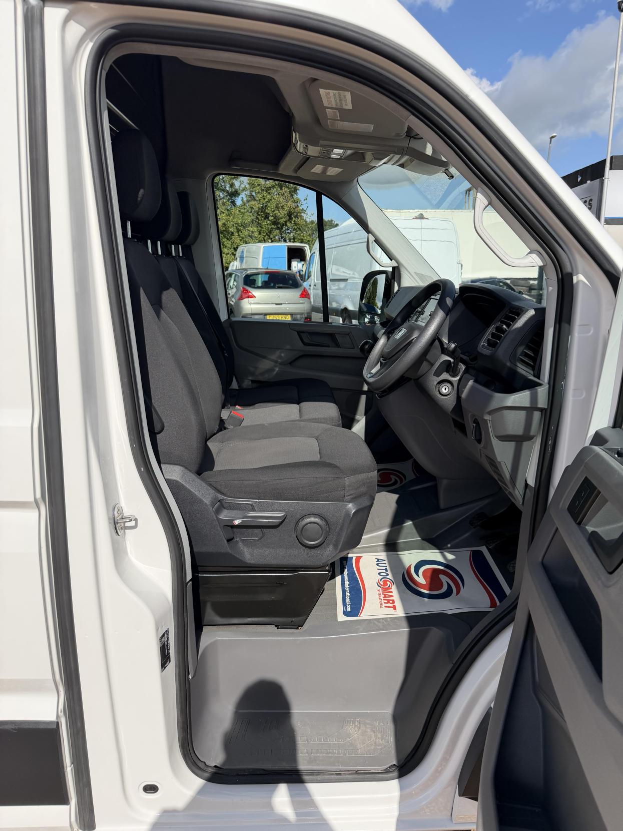 2020 MAN TGE 2.0 3140d Panel Van 5dr Diesel Manual FWD LWB High Roof Euro 6 (s/s) (140 ps) - Thumbnail 13