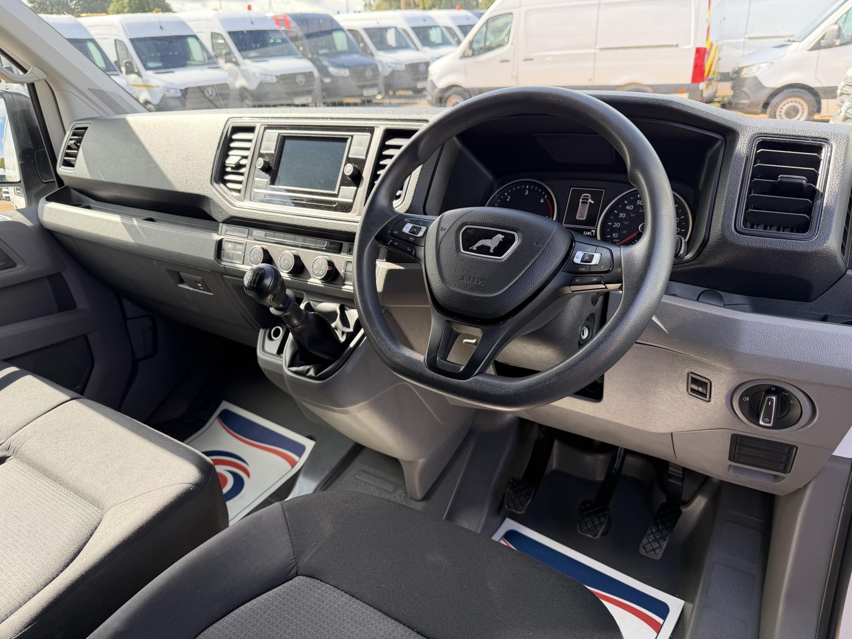 2020 MAN TGE 2.0 3140d Panel Van 5dr Diesel Manual FWD LWB High Roof Euro 6 (s/s) (140 ps) - Thumbnail 2