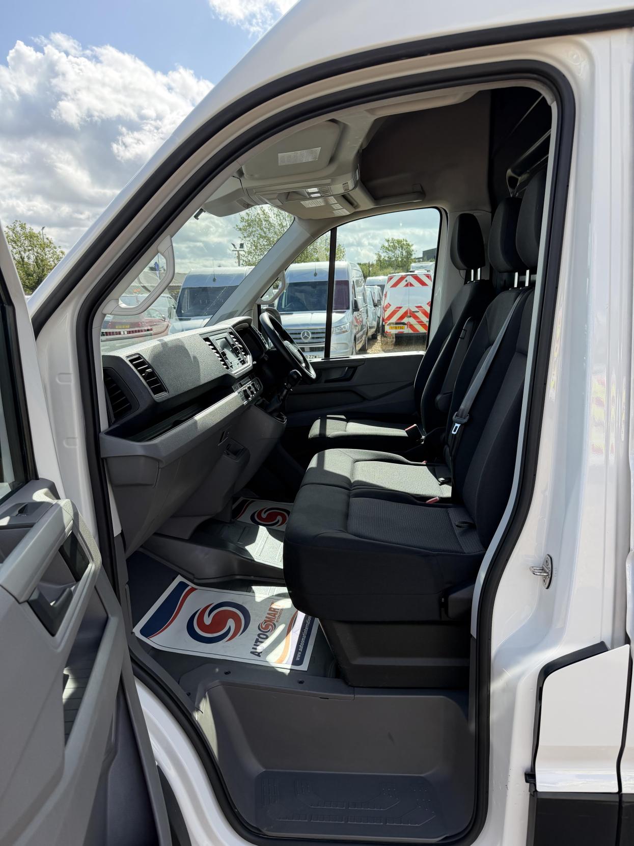 2020 MAN TGE 2.0 3140d Panel Van 5dr Diesel Manual FWD LWB High Roof Euro 6 (s/s) (140 ps) - Thumbnail 35