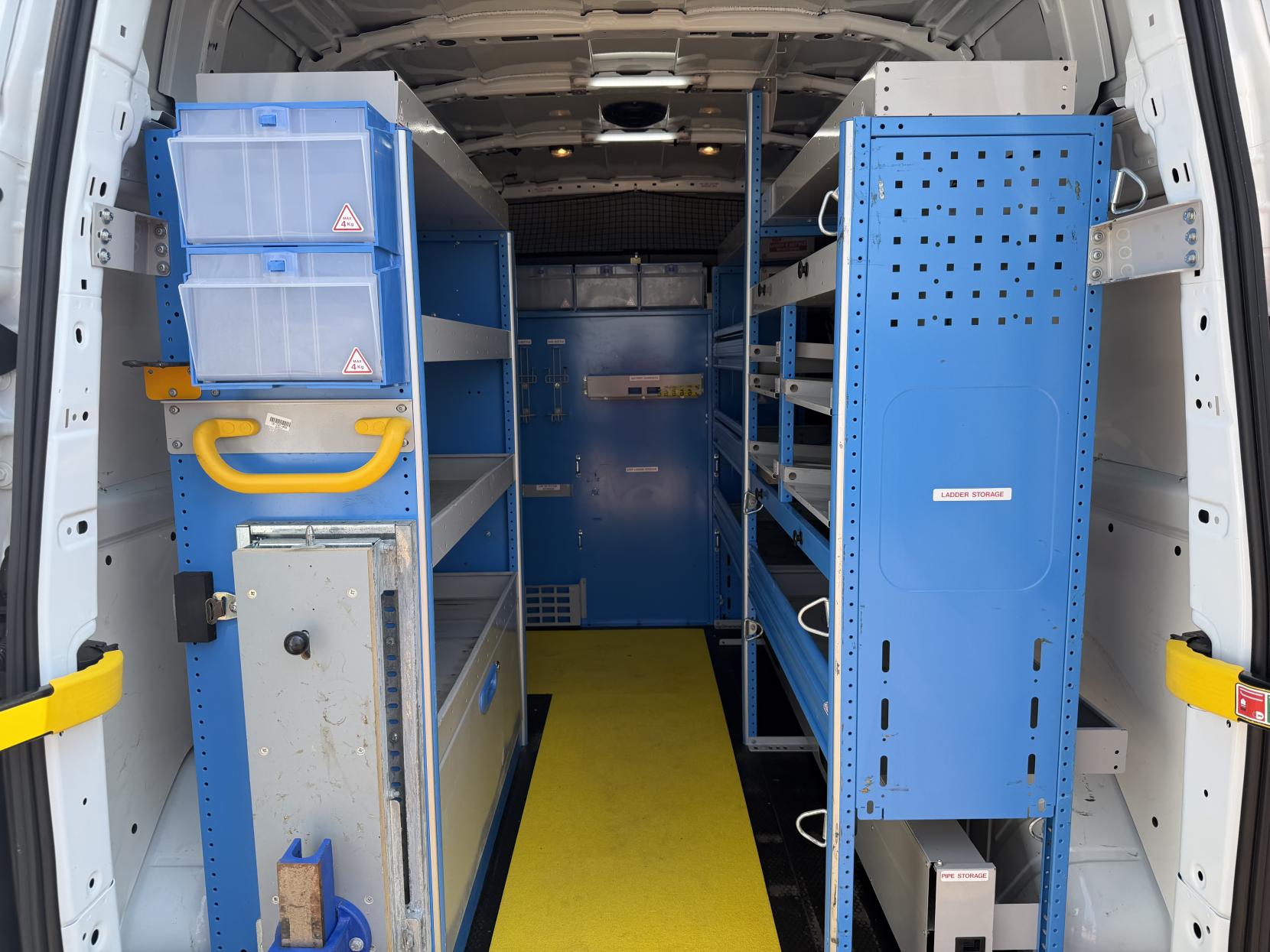 2019 Ford Transit Custom 2.0 320 EcoBlue Panel Van 5dr Diesel Manual L2 H2 Euro 6 (130 ps) - Thumbnail 27