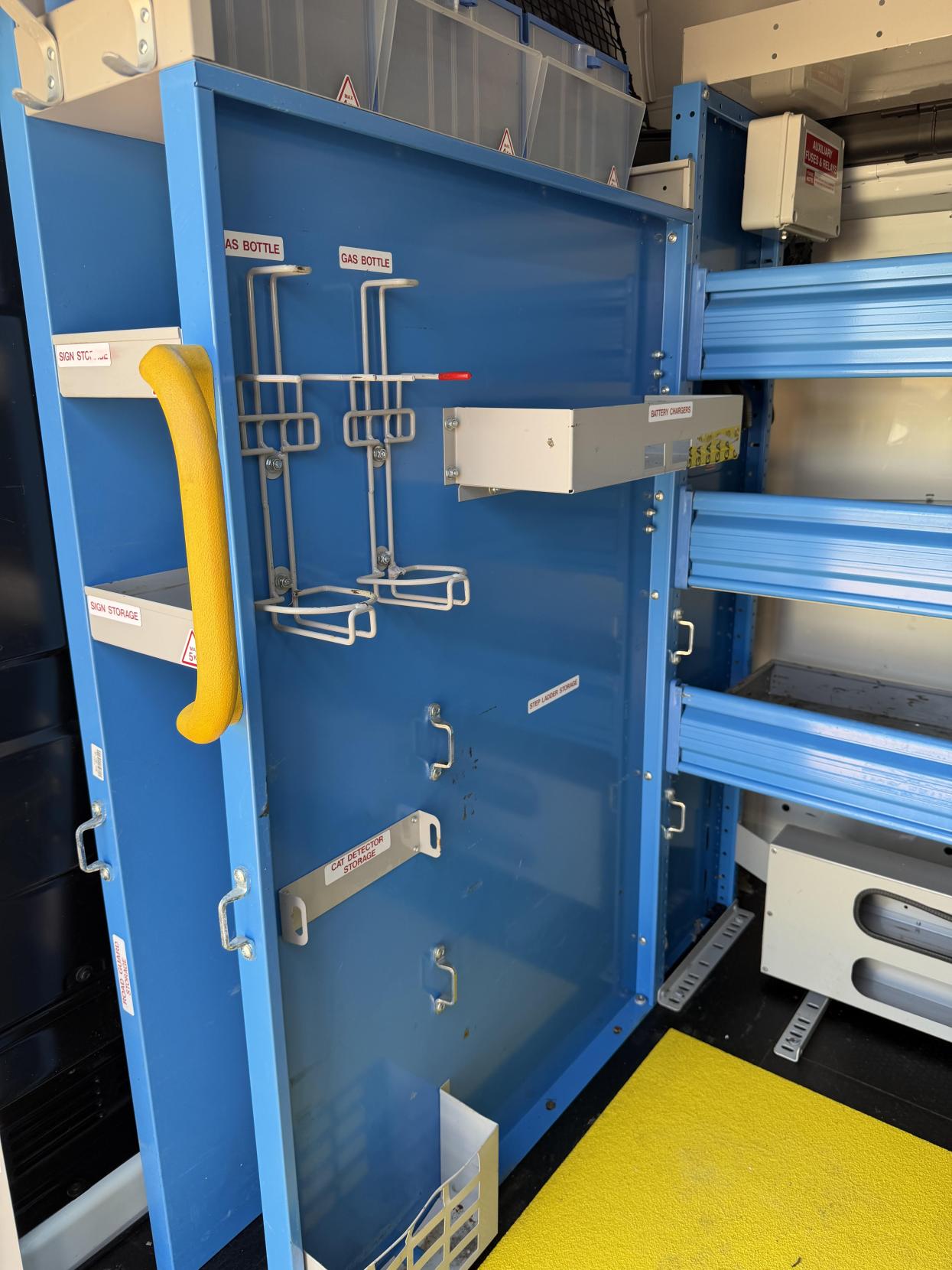 2019 Ford Transit Custom 2.0 320 EcoBlue Panel Van 5dr Diesel Manual L2 H2 Euro 6 (130 ps) - Thumbnail 24