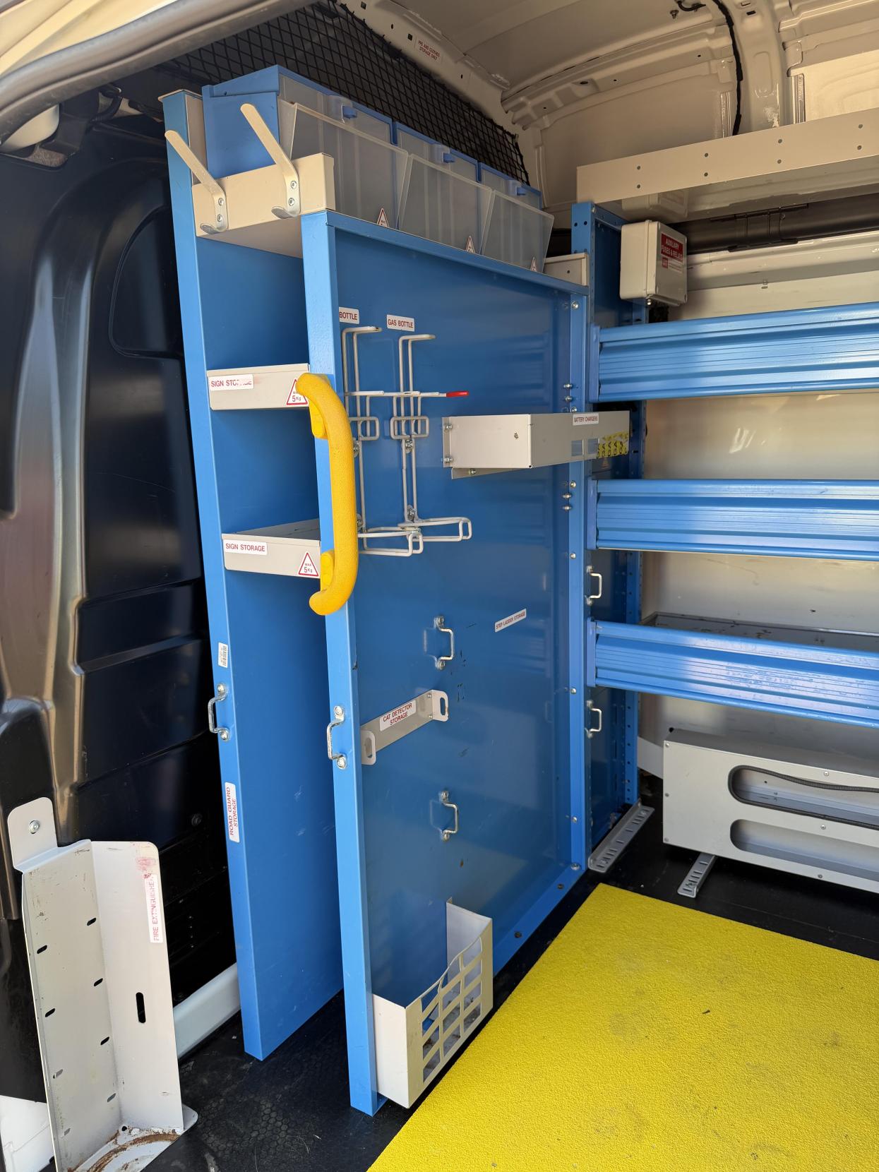2019 Ford Transit Custom 2.0 320 EcoBlue Panel Van 5dr Diesel Manual L2 H2 Euro 6 (130 ps) - Thumbnail 21