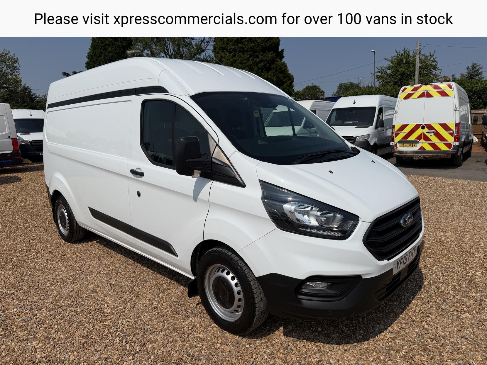 2019 Ford Transit Custom 2.0 320 EcoBlue Panel Van 5dr Diesel Manual L2 H2 Euro 6 (130 ps) - Thumbnail 5