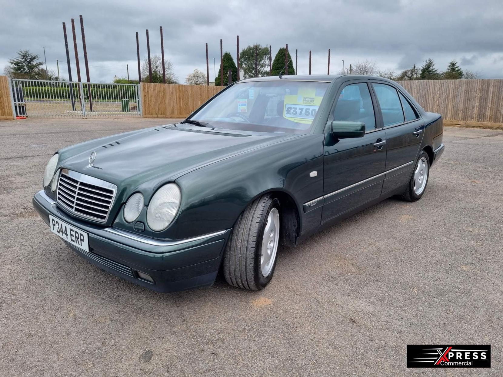 Mercedes-Benz E Class 3.2 E320 Avantgarde 4dr