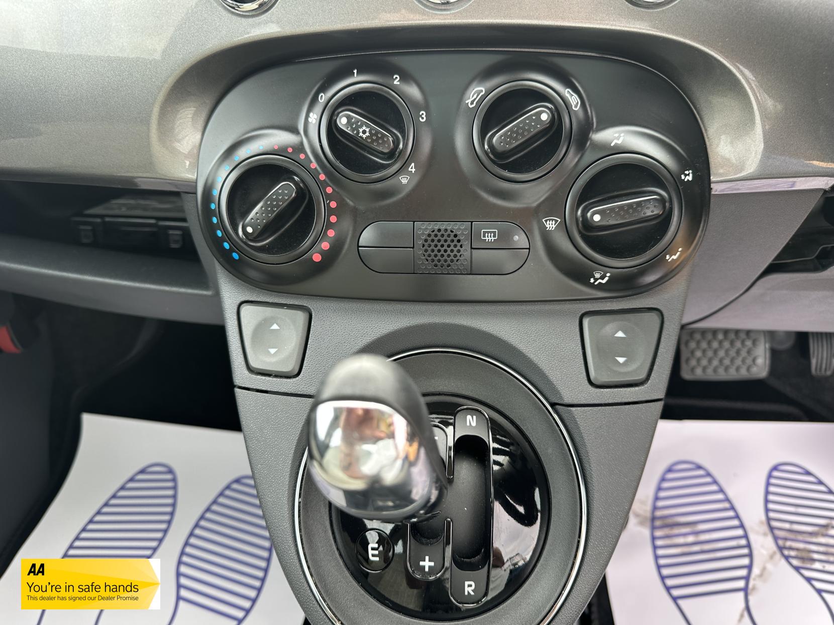 Fiat 500 1.2 Lounge Hatchback 3dr Petrol Manual Euro 5 (s/s) (69 bhp)
