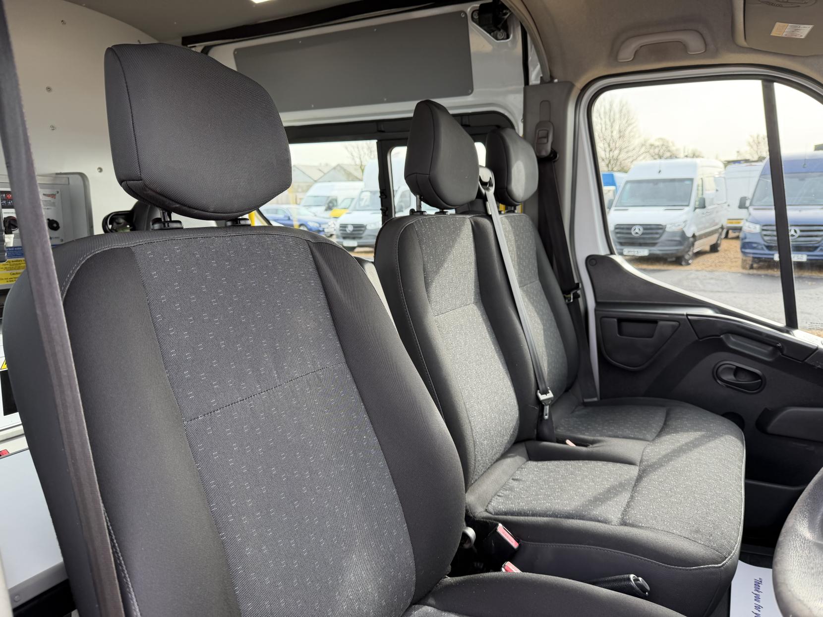 Vauxhall Movano 2.3 CDTi 3500 Panel Van 5dr Diesel Manual FWD L2 H2 Euro 6 (130 ps)