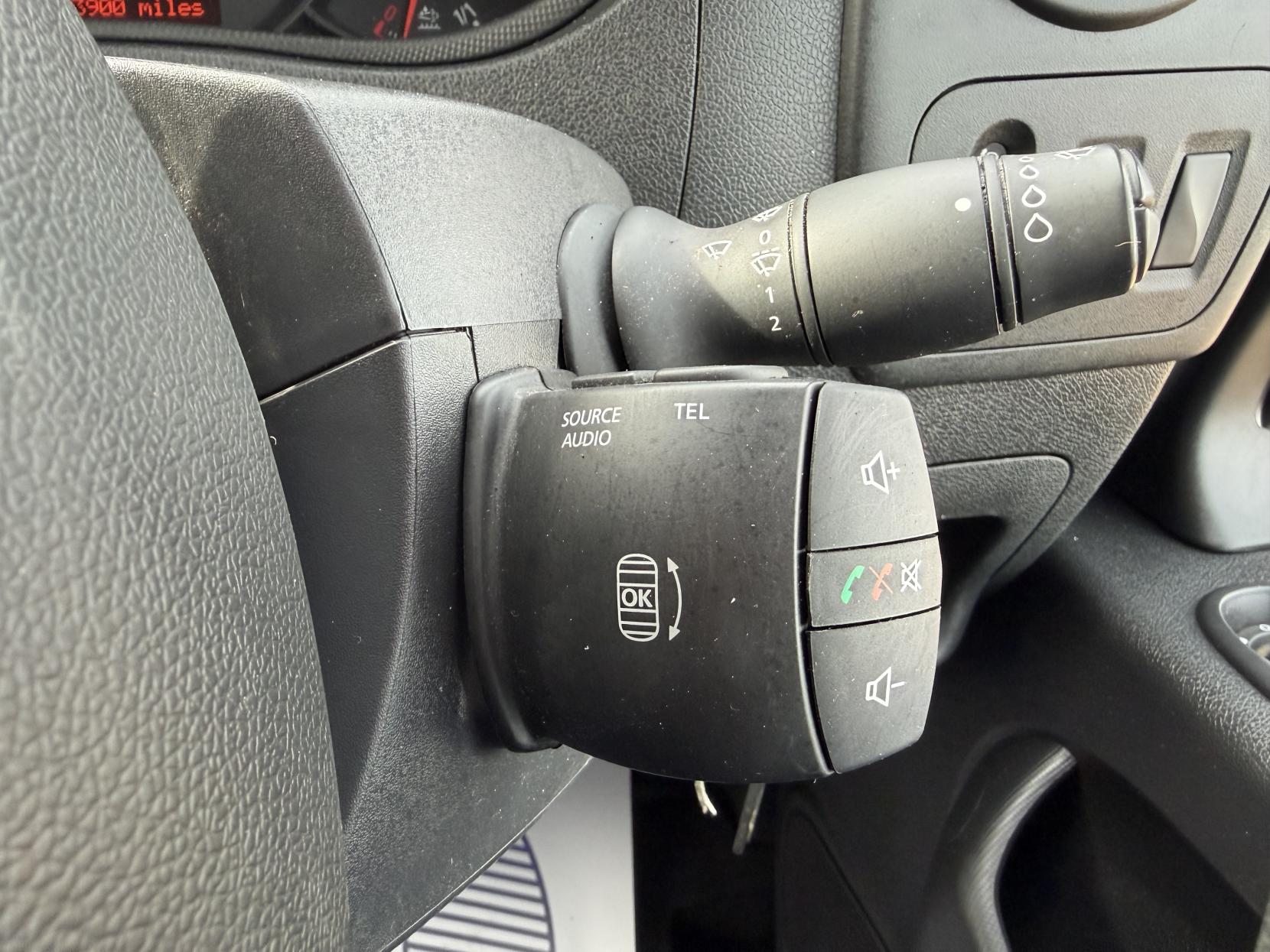 Vauxhall Movano 2.3 CDTi 3500 Panel Van 5dr Diesel Manual FWD L2 H2 Euro 6 (130 ps)