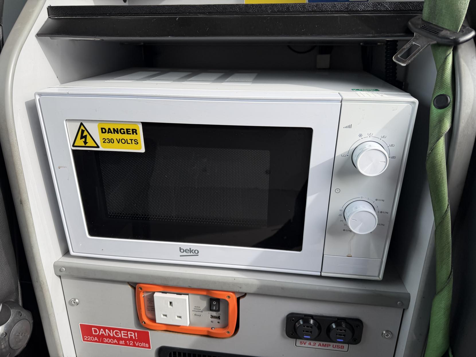 Vauxhall Movano 2.3 CDTi 3500 Panel Van 5dr Diesel Manual FWD L2 H2 Euro 6 (130 ps)