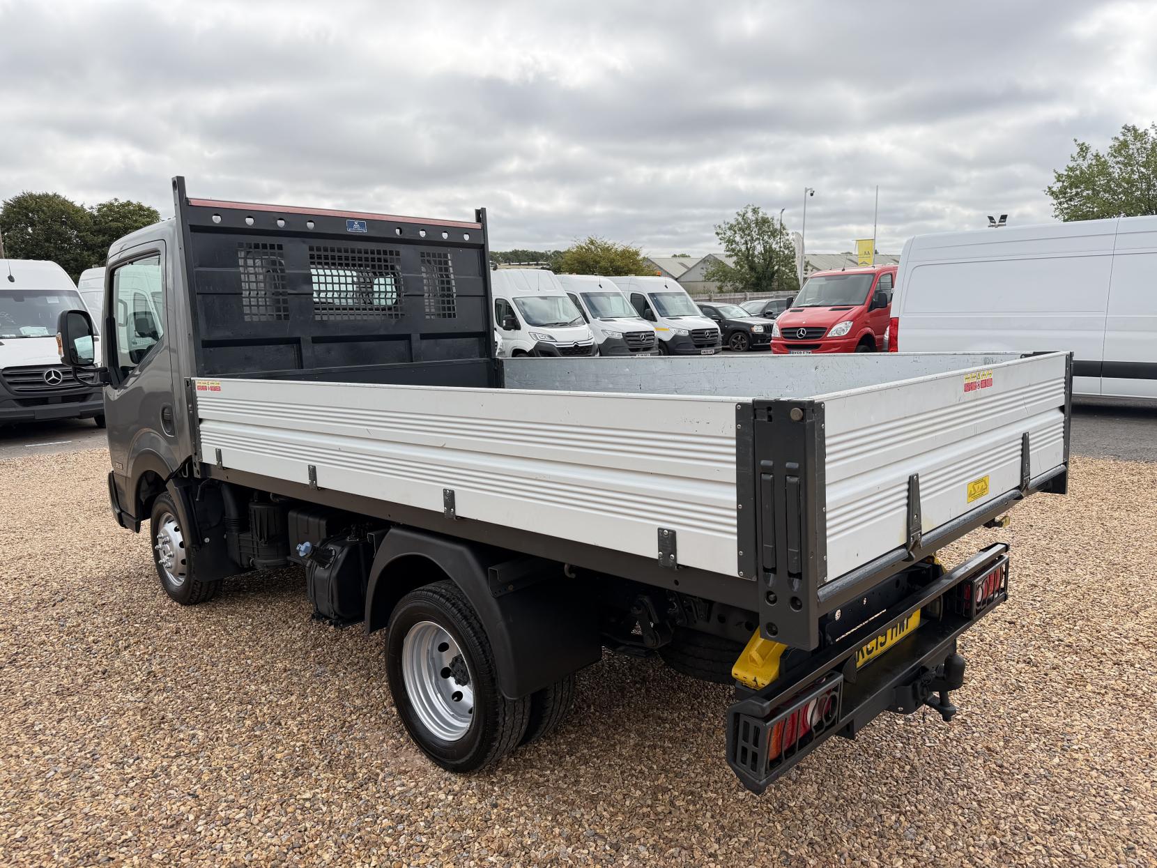 2019 Nissan NT400 Cabstar 3.0 dCi 35.13 Tipper 2dr Diesel Manual L1 Euro 6 (130 ps) - Thumbnail 49