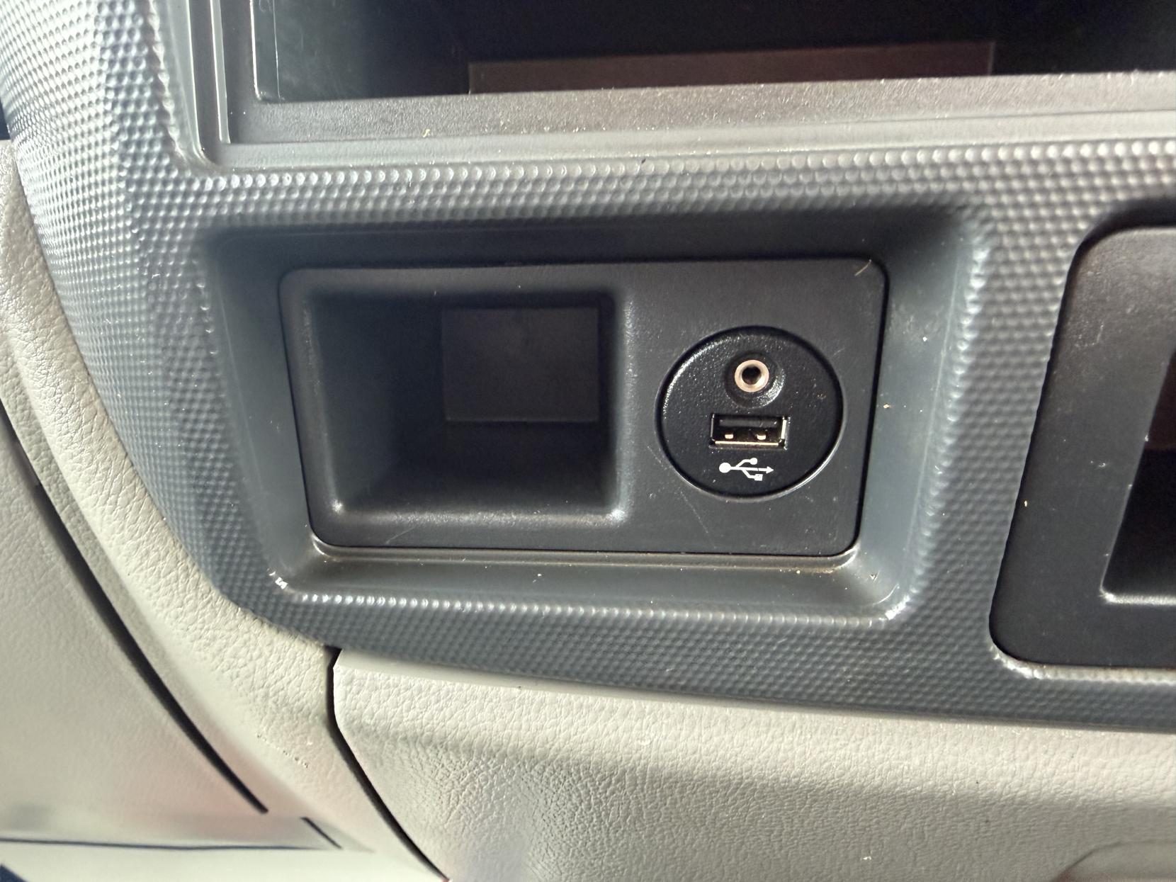 2019 Nissan NT400 Cabstar 3.0 dCi 35.13 Tipper 2dr Diesel Manual L1 Euro 6 (130 ps) - Thumbnail 43