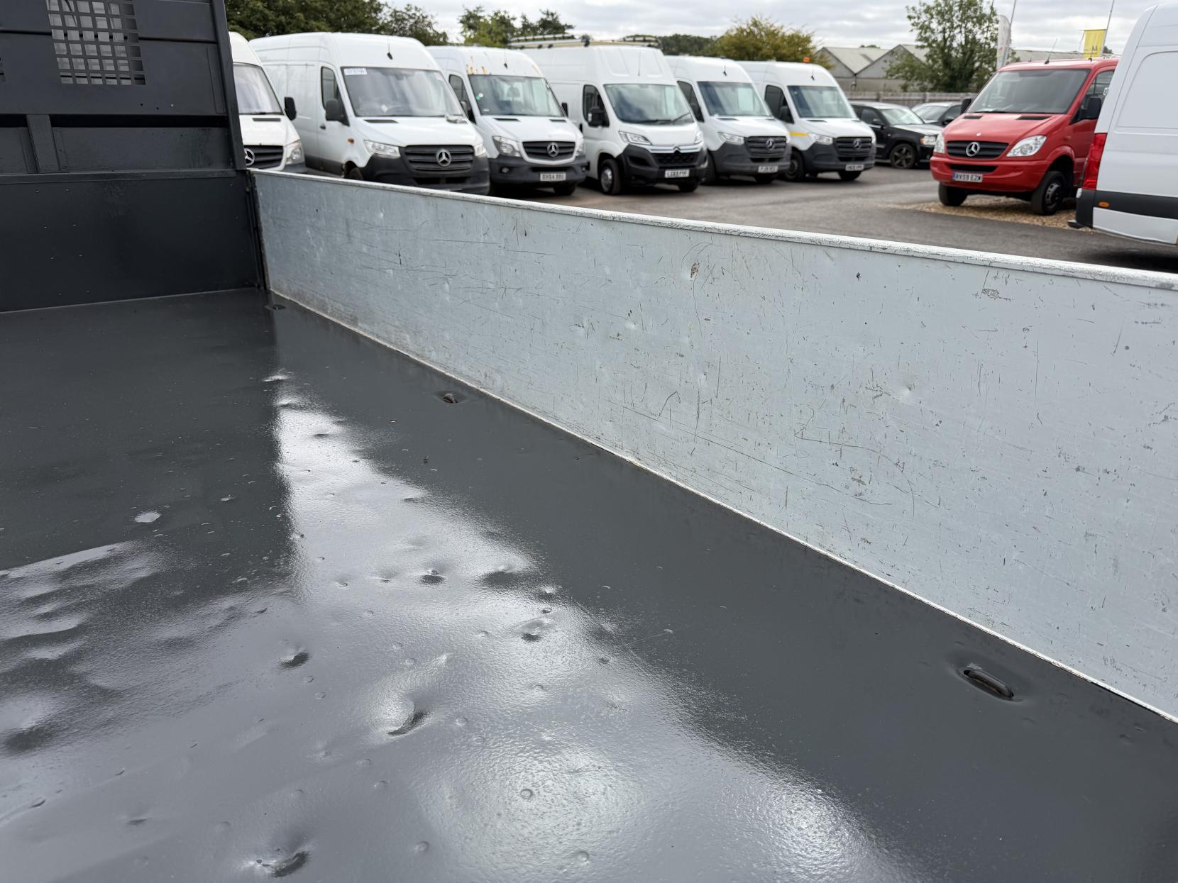 2019 Nissan NT400 Cabstar 3.0 dCi 35.13 Tipper 2dr Diesel Manual L1 Euro 6 (130 ps) - Thumbnail 56