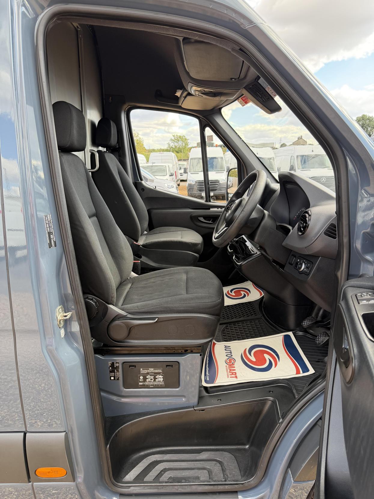 2019 Mercedes-Benz Sprinter 2.1 314 CDI Panel Van 5dr Diesel Manual FWD L2 H2 Euro 6 (143 ps) - Thumbnail 14