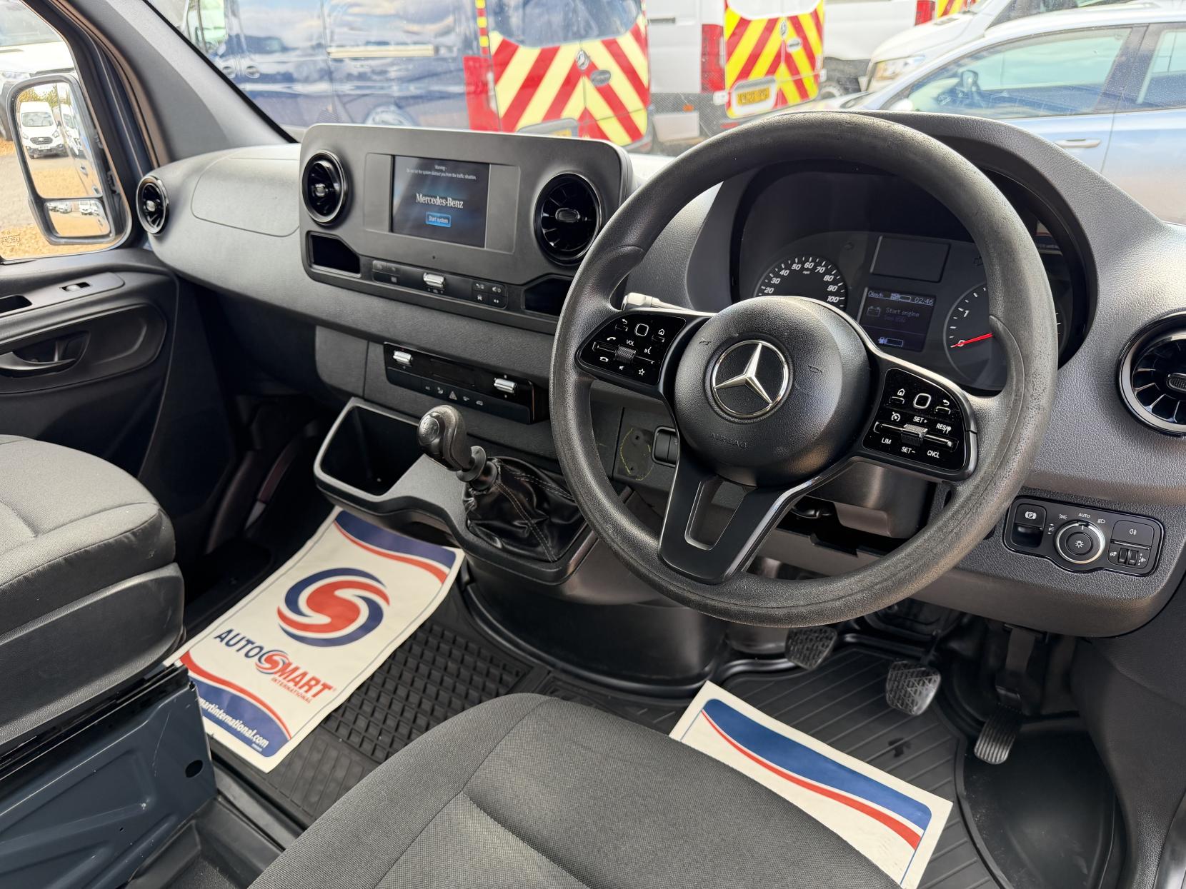 2019 Mercedes-Benz Sprinter 2.1 314 CDI Panel Van 5dr Diesel Manual FWD L2 H2 Euro 6 (143 ps) - Thumbnail 2