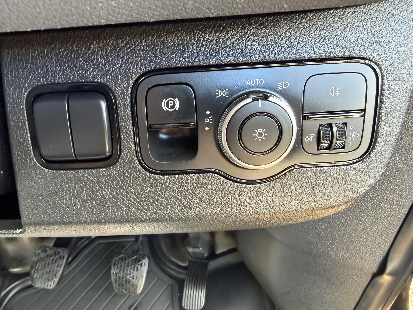 2019 Mercedes-Benz Sprinter 2.1 314 CDI Panel Van 5dr Diesel Manual FWD L2 H2 Euro 6 (143 ps) - Thumbnail 18