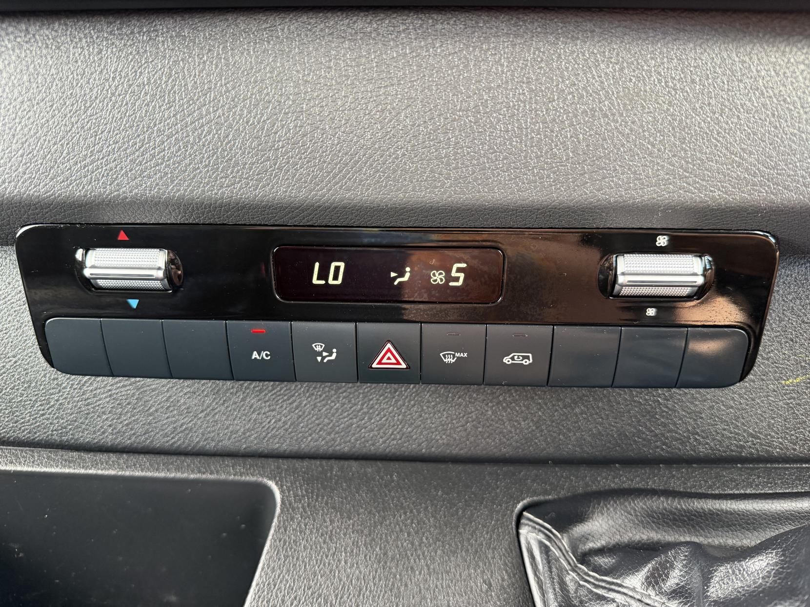 2019 Mercedes-Benz Sprinter 2.1 314 CDI Panel Van 5dr Diesel Manual FWD L2 H2 Euro 6 (143 ps) - Thumbnail 28