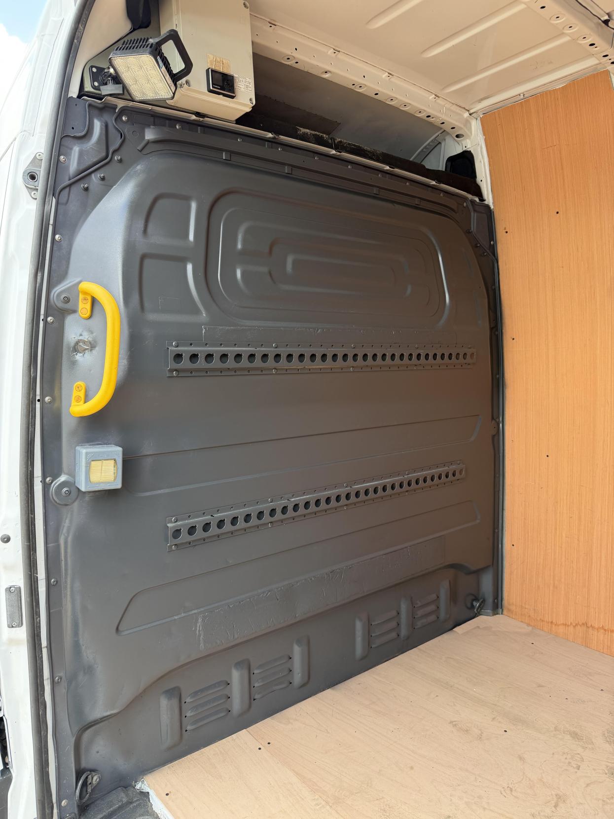 2019 Mercedes-Benz Sprinter 2.1 316 CDI Panel Van 5dr Diesel Manual RWD L2 H2 Euro 6 (163 ps) - Thumbnail 30