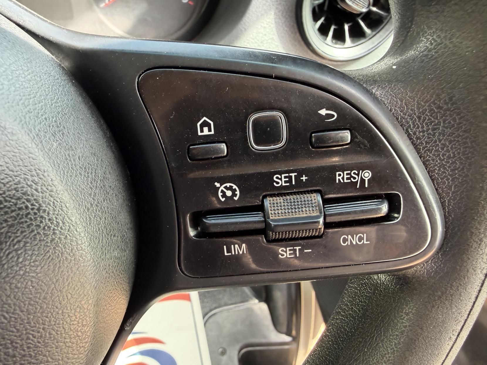 2019 Mercedes-Benz Sprinter 2.1 316 CDI Panel Van 5dr Diesel Manual RWD L2 H2 Euro 6 (163 ps) - Thumbnail 21