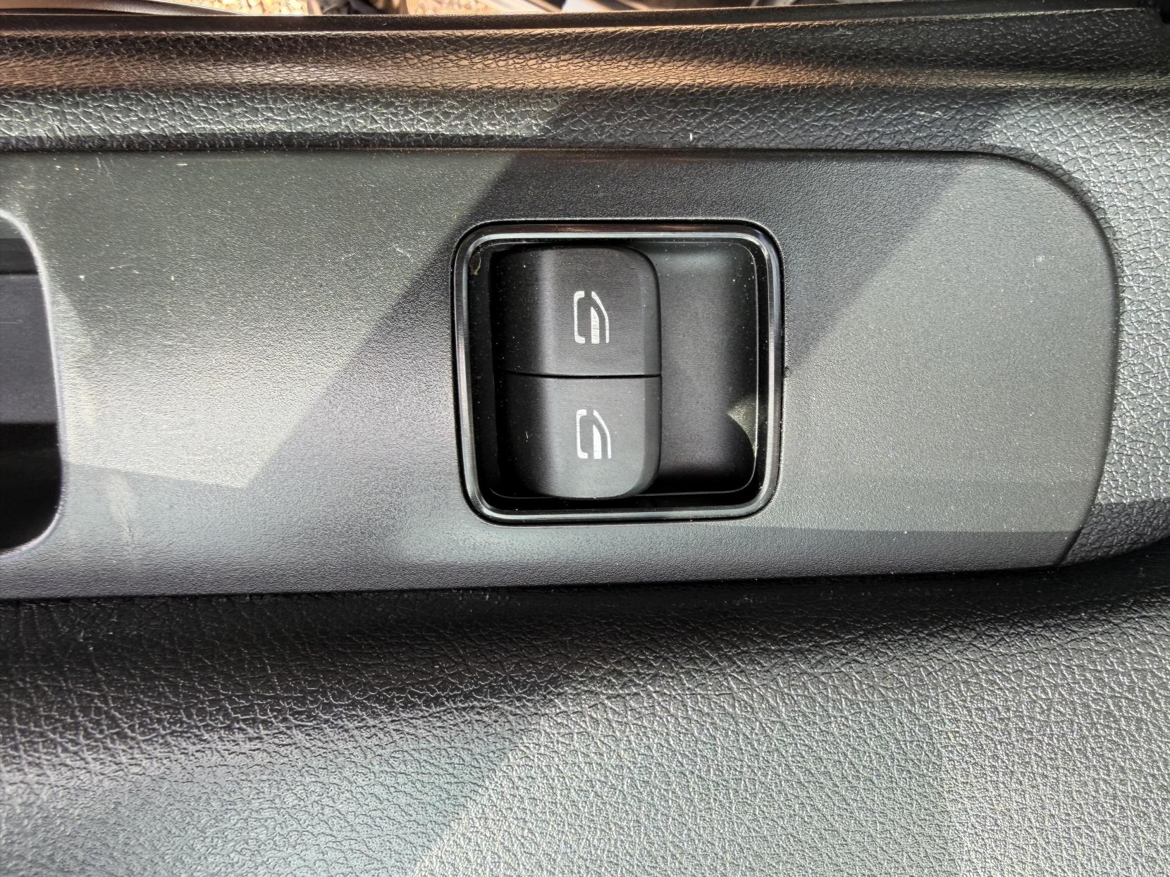 2019 Mercedes-Benz Sprinter 2.1 316 CDI Panel Van 5dr Diesel Manual RWD L2 H2 Euro 6 (163 ps) - Thumbnail 20