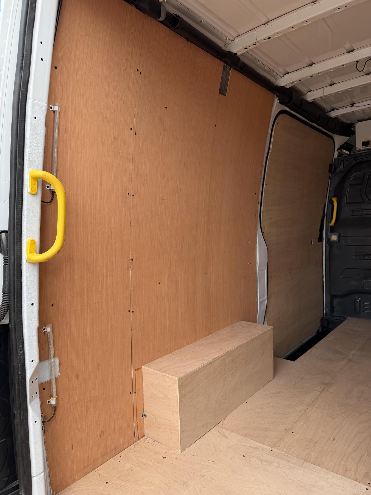 2019 Mercedes-Benz Sprinter 2.1 316 CDI Panel Van 5dr Diesel Manual RWD L2 H2 Euro 6 (163 ps) - Thumbnail 41