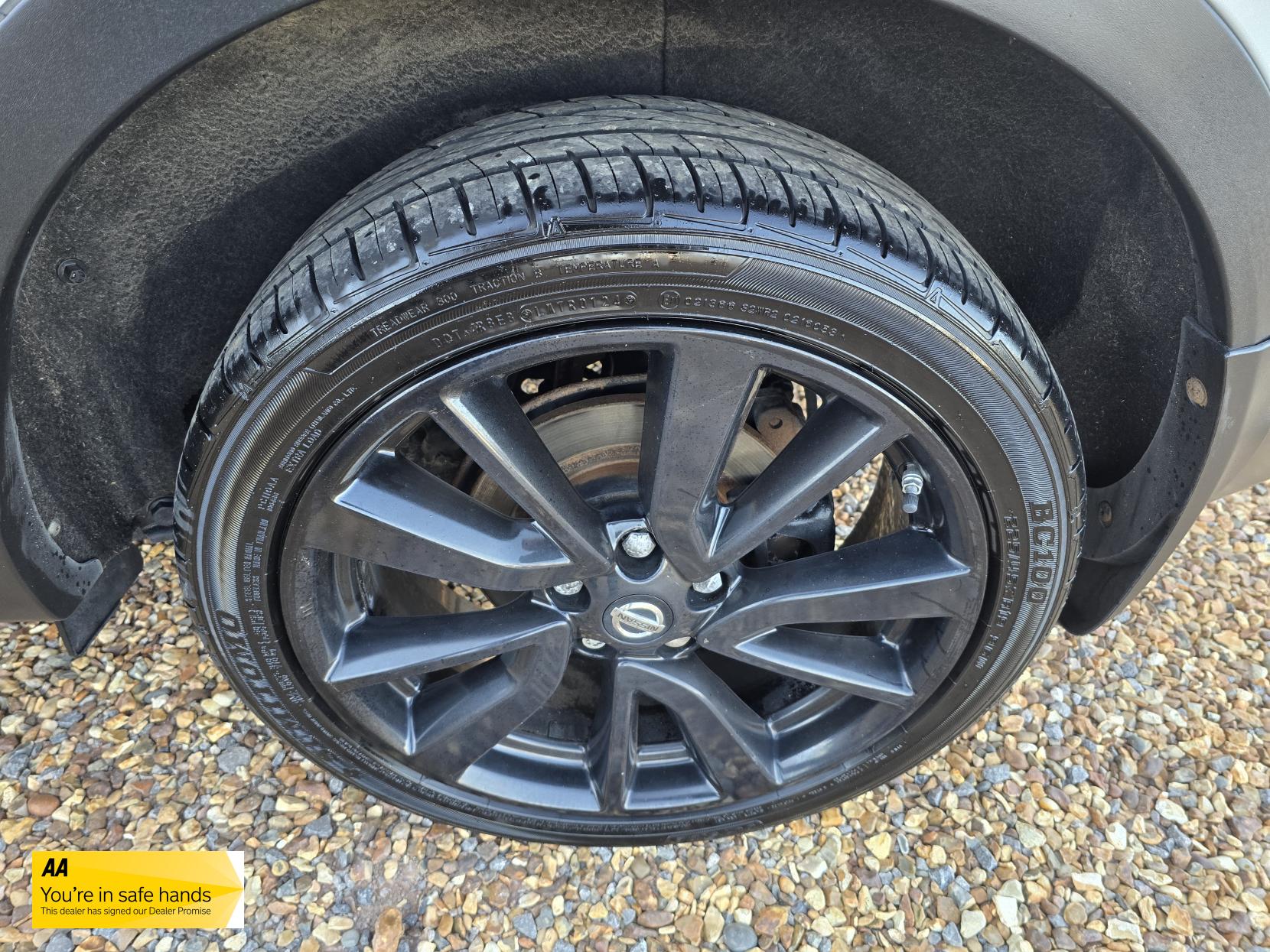 Nissan Qashqai 1.5 dCi Tekna SUV 5dr Diesel Manual 2WD Euro 5 (s/s) (110 ps)