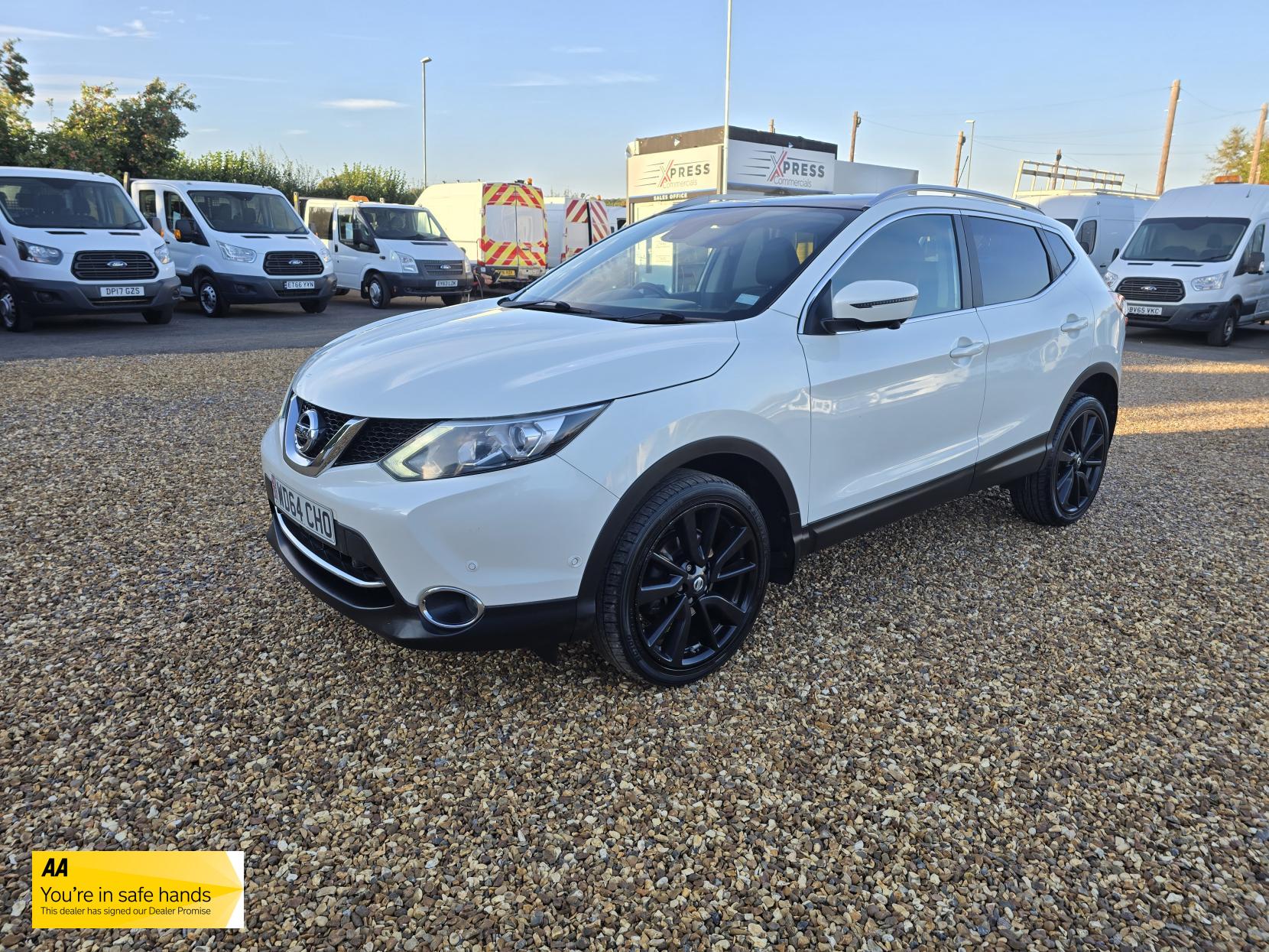 Nissan Qashqai 1.5 dCi Tekna SUV 5dr Diesel Manual 2WD Euro 5 (s/s) (110 ps)