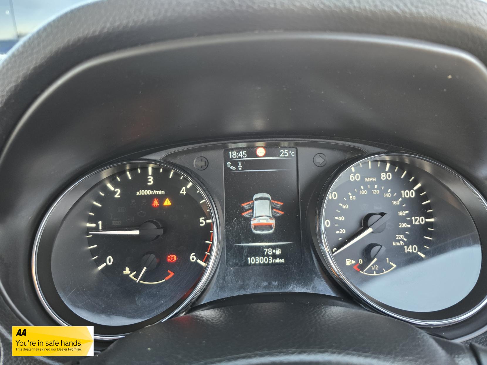 Nissan Qashqai 1.5 dCi Tekna SUV 5dr Diesel Manual 2WD Euro 5 (s/s) (110 ps)