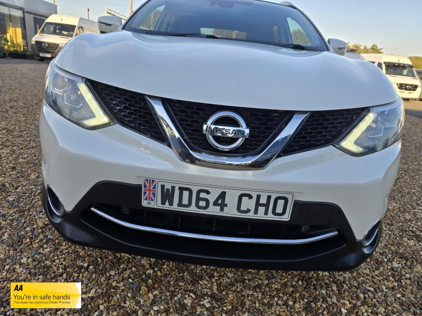 Nissan Qashqai 1.5 dCi Tekna SUV 5dr Diesel Manual 2WD Euro 5 (s/s) (110 ps)