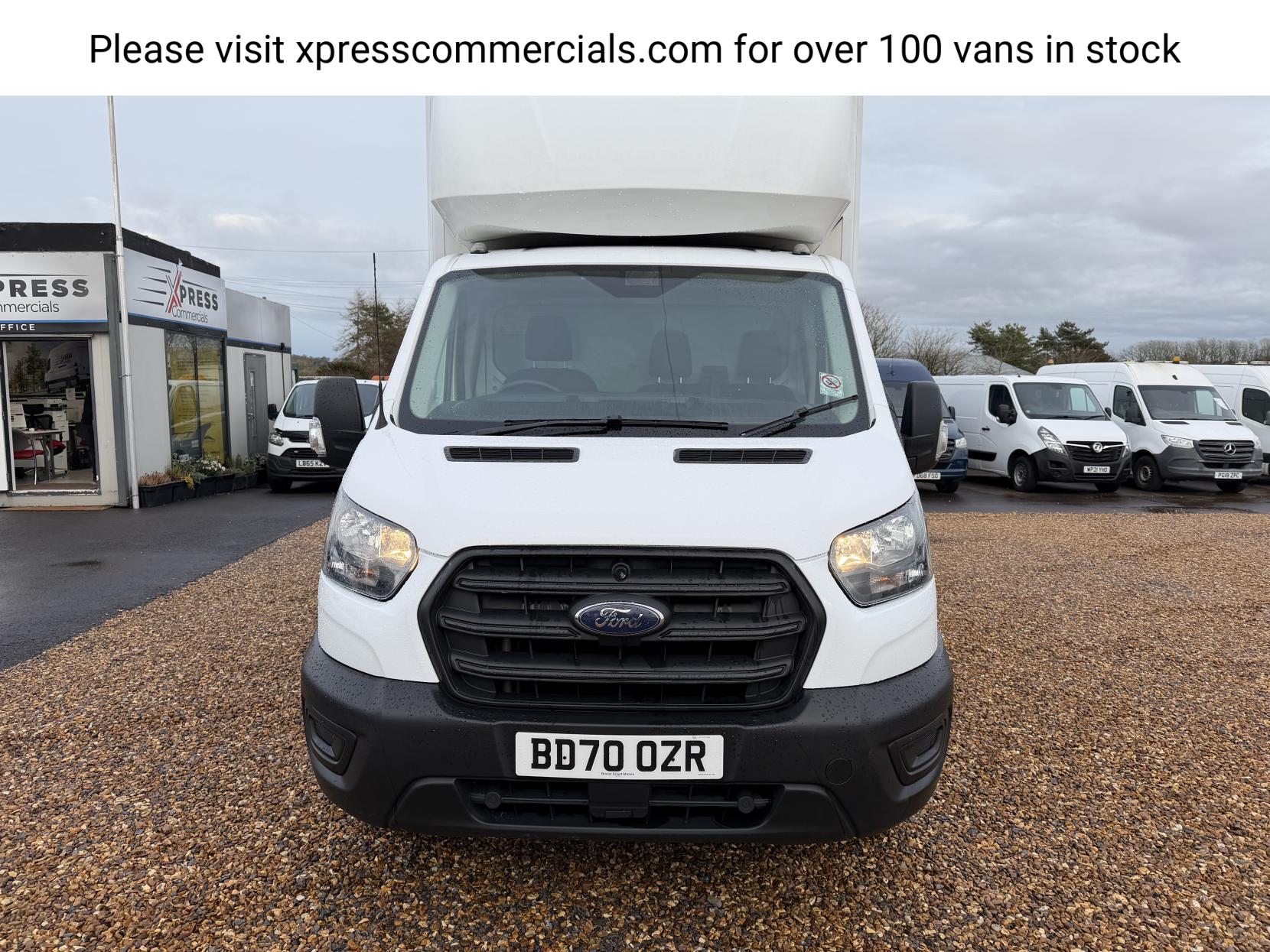 Ford Transit 2.0 350 EcoBlue HD Leader Chassis Cab 2dr Diesel Manual RWD L4 Euro 6 (s/s) (DRW) (130 ps)