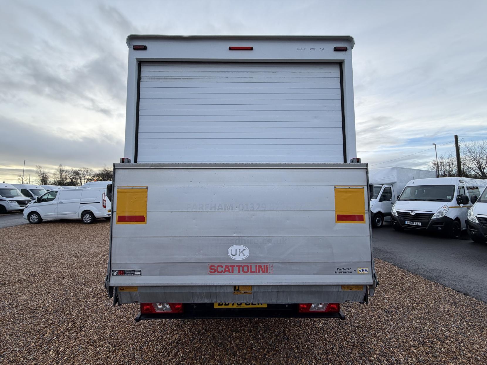 Ford Transit 2.0 350 EcoBlue HD Leader Chassis Cab 2dr Diesel Manual RWD L4 Euro 6 (s/s) (DRW) (130 ps)