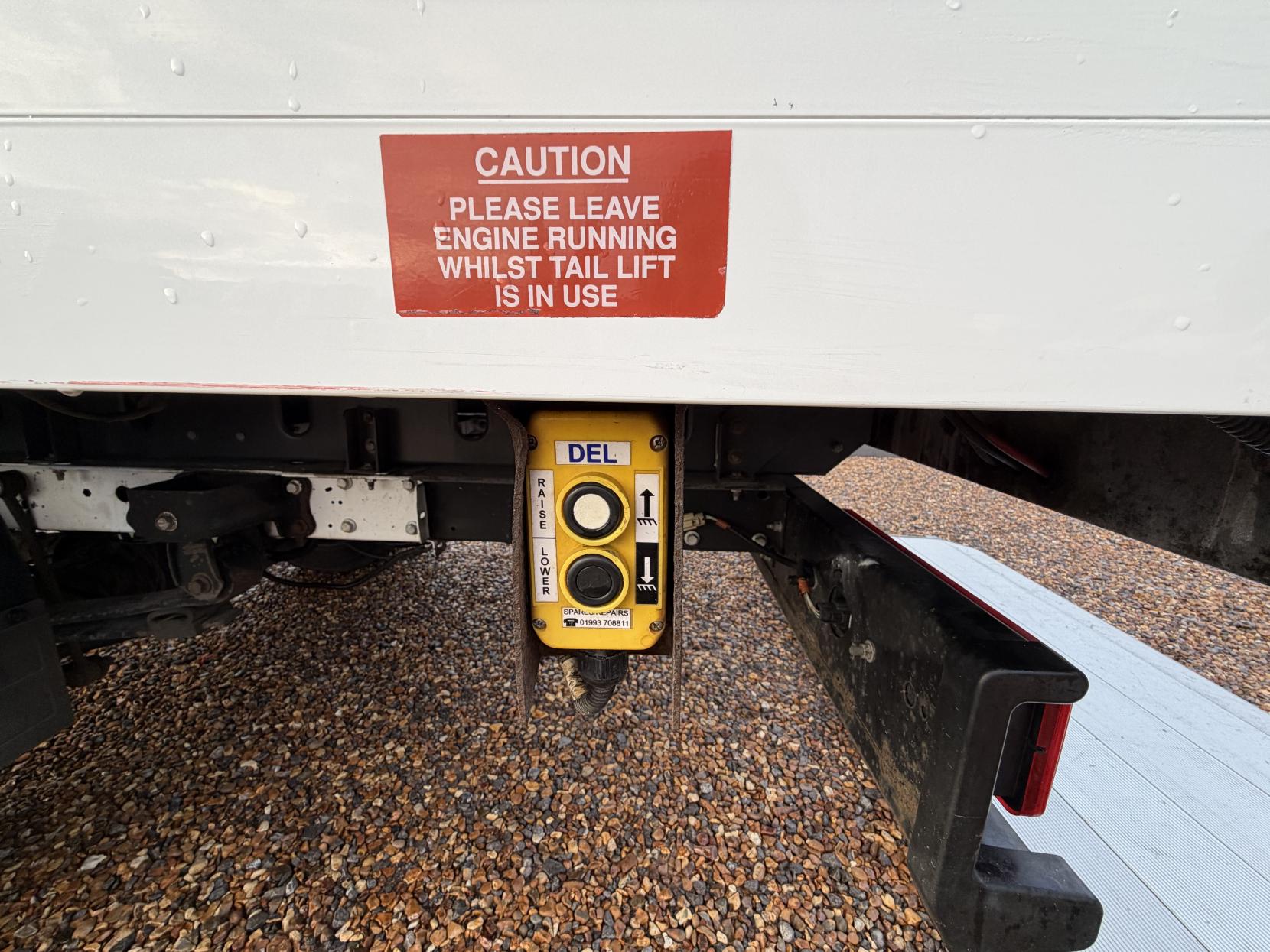 Ford Transit 2.0 350 EcoBlue HD Leader Chassis Cab 2dr Diesel Manual RWD L4 Euro 6 (s/s) (DRW) (130 ps)