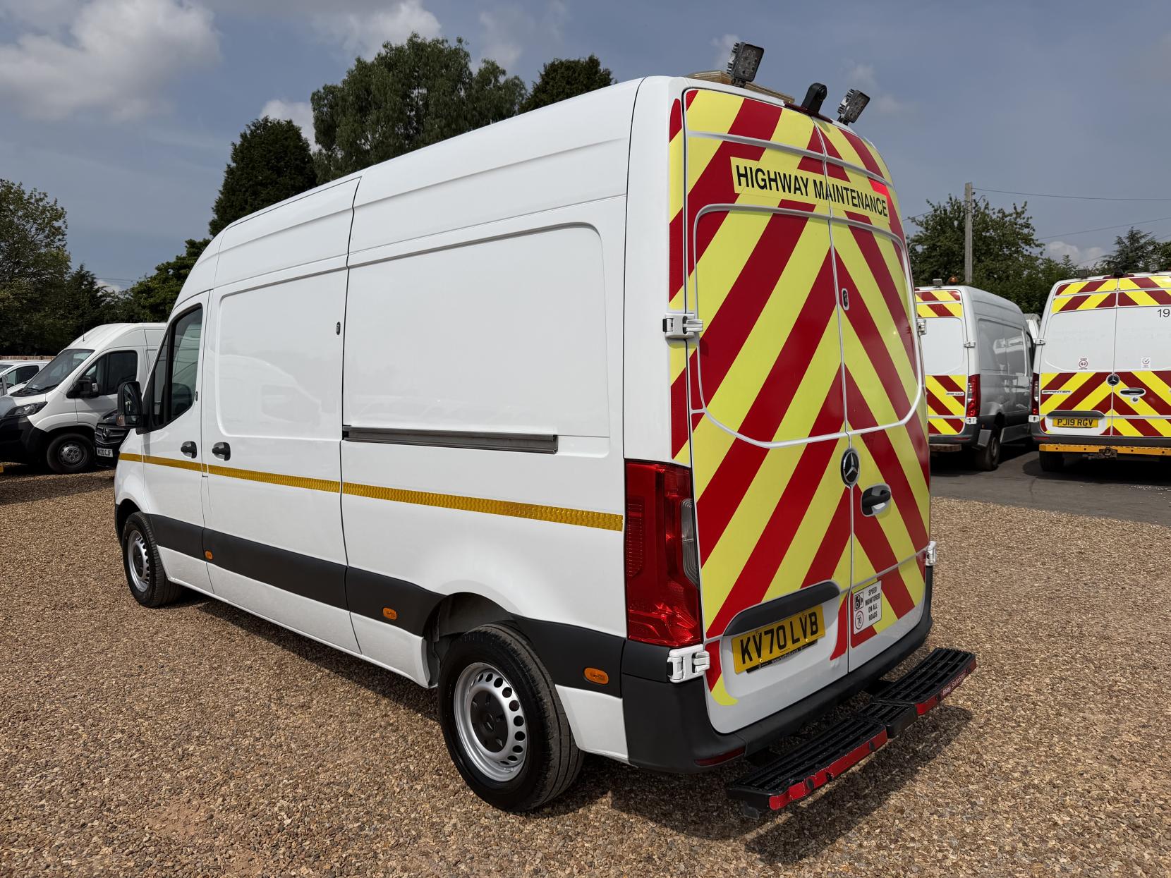 2020 Mercedes-Benz Sprinter 2.1 314 CDI Panel Van 5dr Diesel Manual FWD L2 H2 Euro 6 (143 ps) - Thumbnail 9