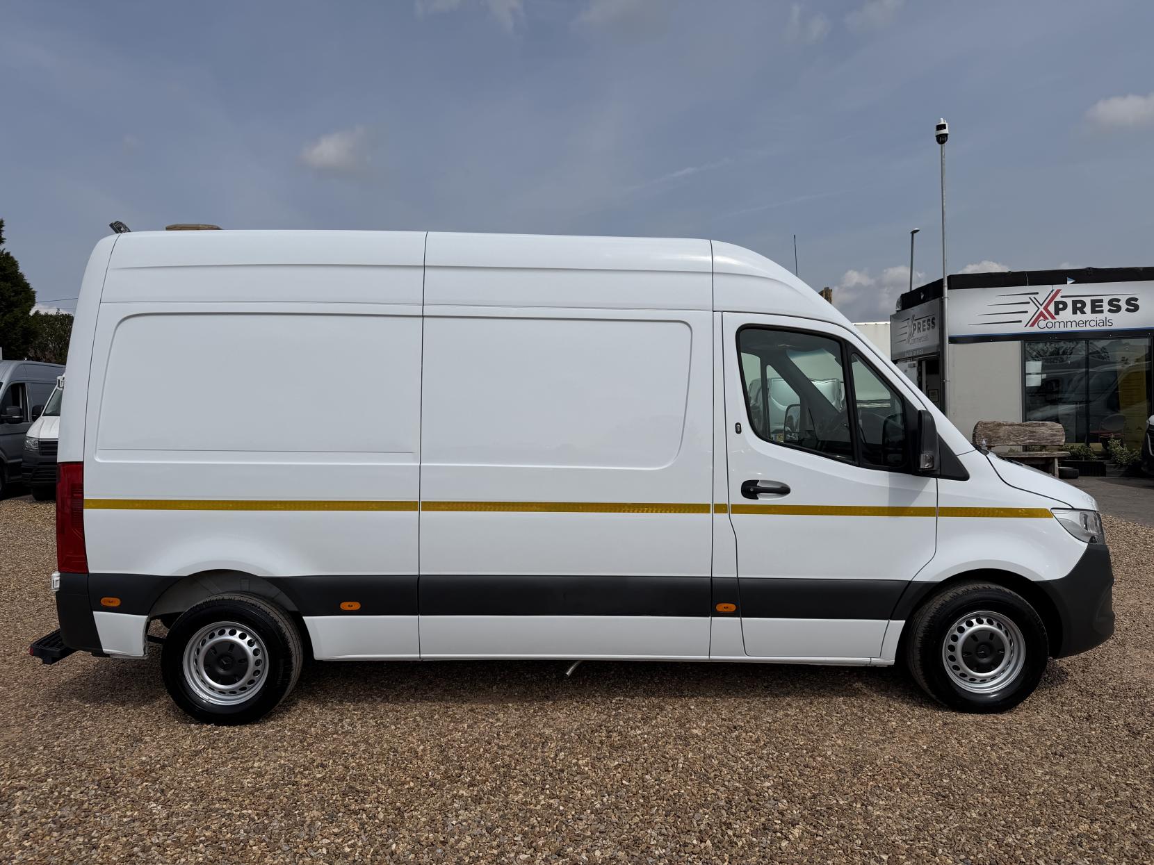 2020 Mercedes-Benz Sprinter 2.1 314 CDI Panel Van 5dr Diesel Manual FWD L2 H2 Euro 6 (143 ps) - Thumbnail 12