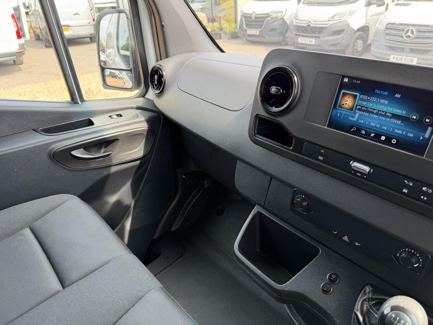 2020 Mercedes-Benz Sprinter 2.1 314 CDI Panel Van 5dr Diesel Manual FWD L2 H2 Euro 6 (143 ps) - Thumbnail 50