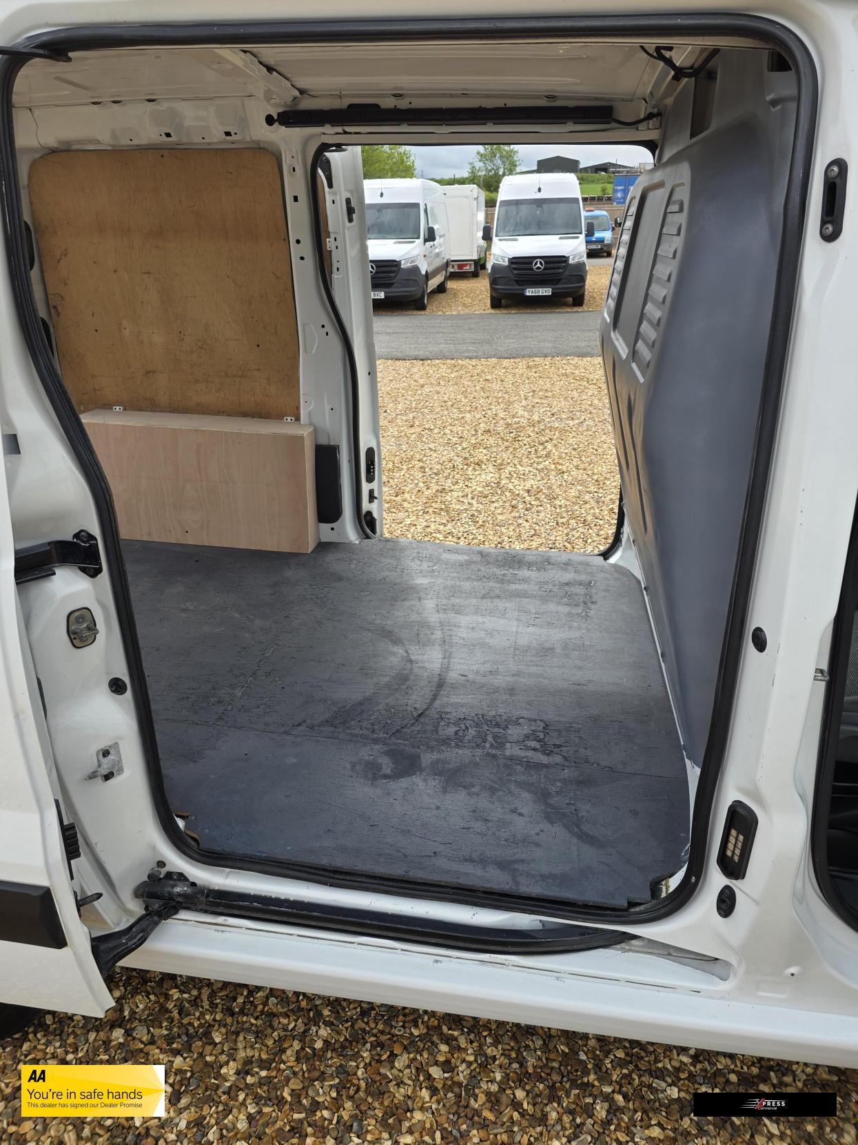 Citroen Dispatch Dispatch 1.6 1200 HDi Panel Van 5dr Diesel Manual L1 H1 (191 g/km, 90 bhp)