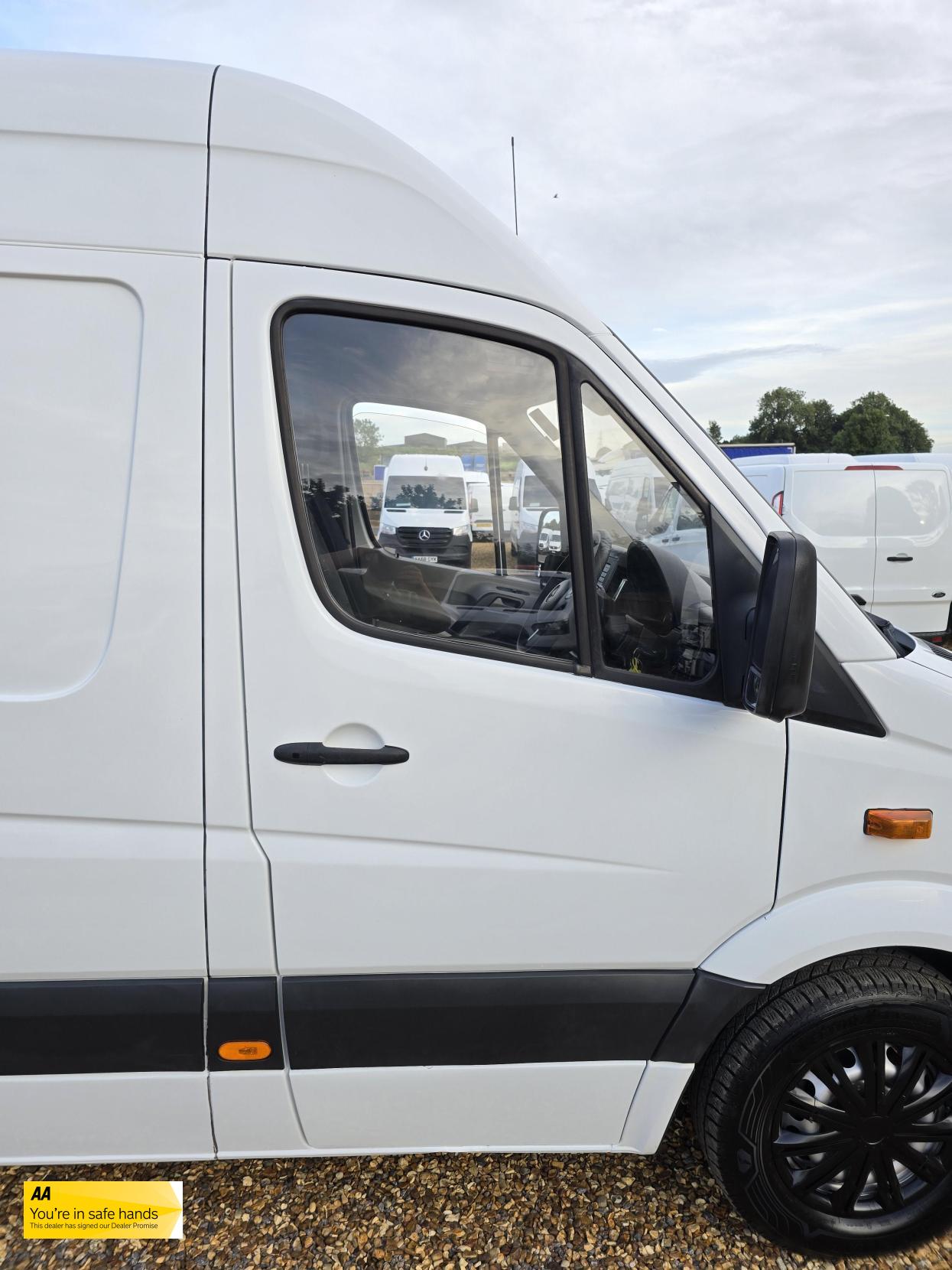 Mercedes-Benz Sprinter 2.1 311 CDi Panel Van 5dr Diesel Manual RWD L3 H3 (234 g/km, 112 bhp)