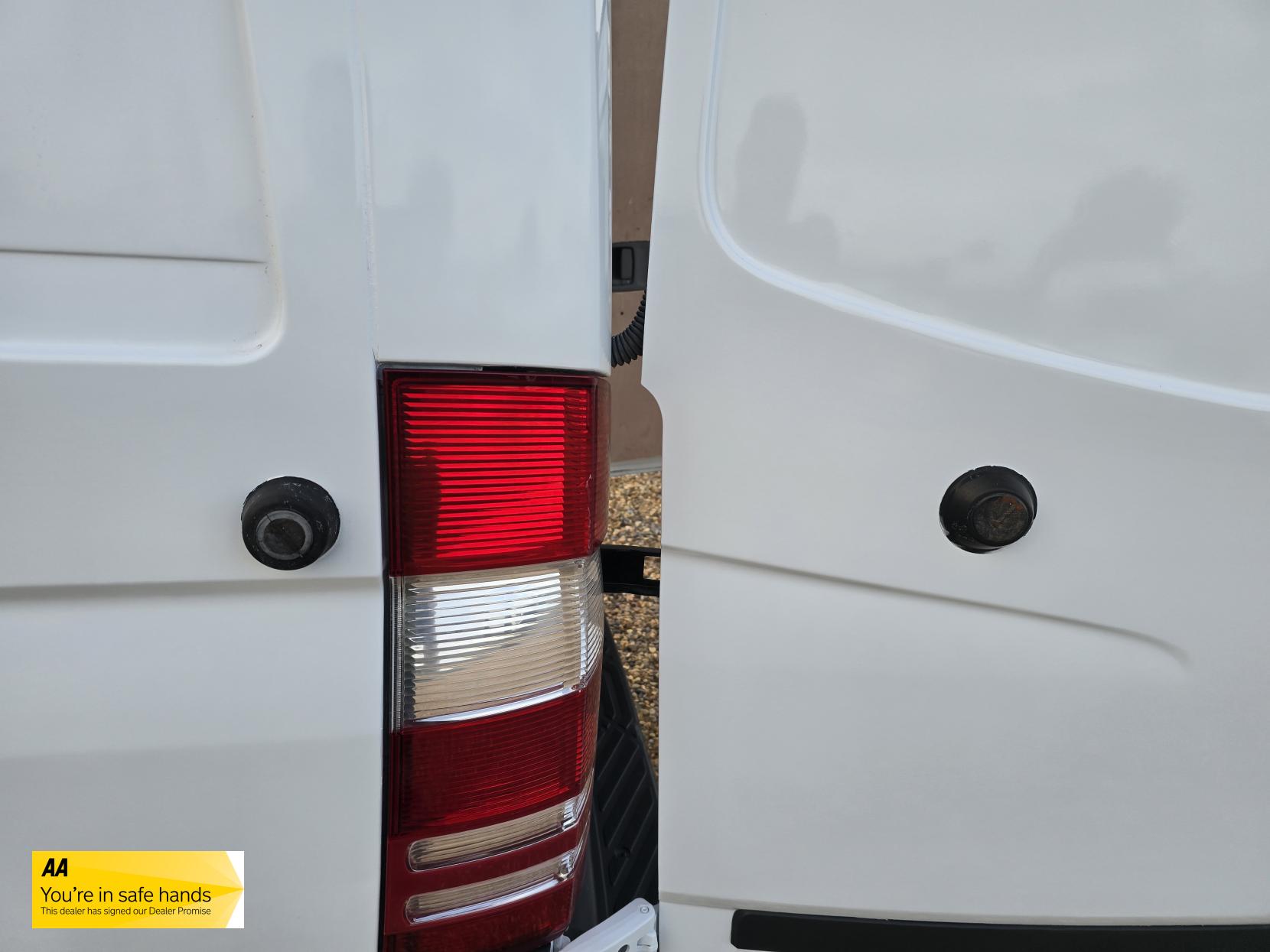 Mercedes-Benz Sprinter 2.1 311 CDi Panel Van 5dr Diesel Manual RWD L3 H3 (234 g/km, 112 bhp)