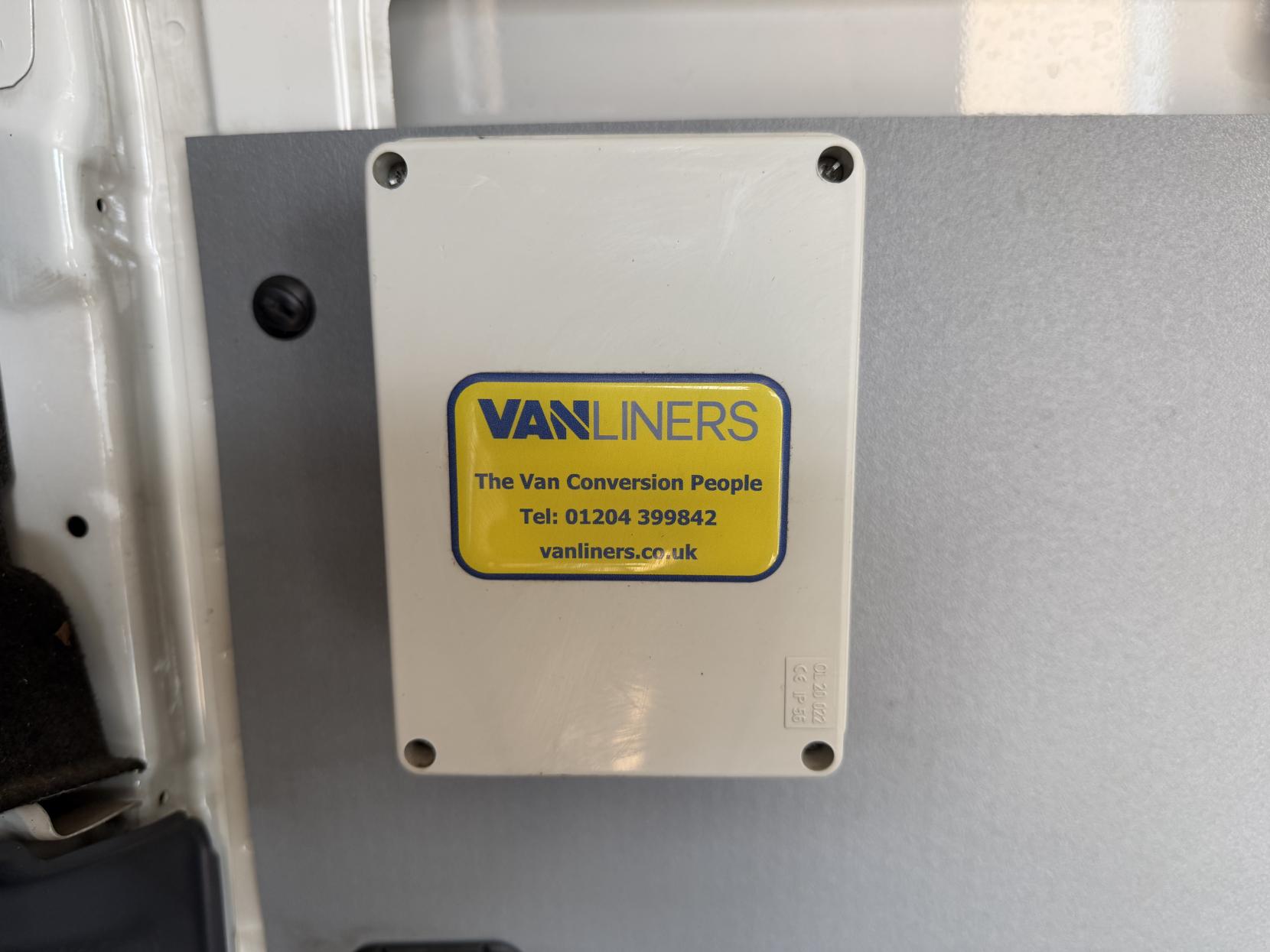 2020 Mercedes-Benz Sprinter 2.1 316 CDI Panel Van 5dr Diesel Manual RWD L2 H2 Euro 6 (163 ps) - Thumbnail 38
