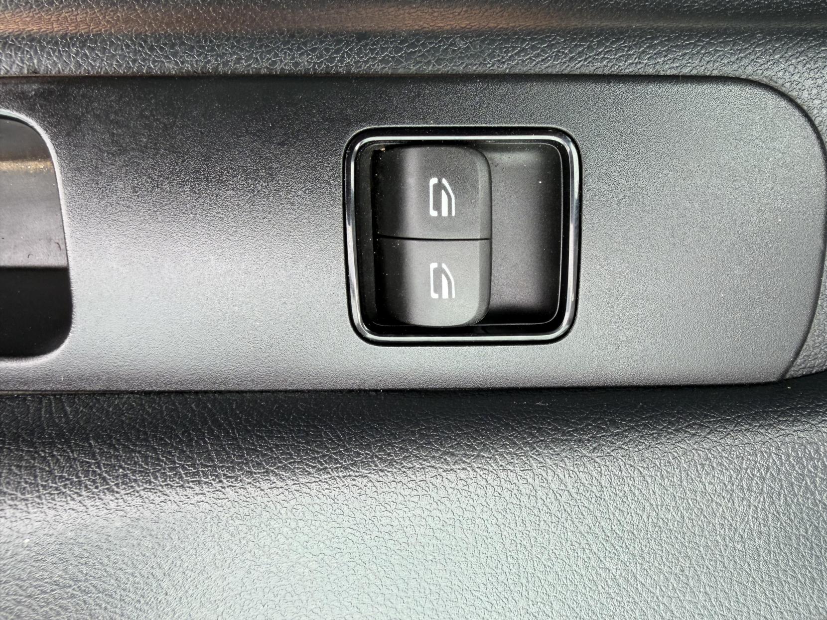2020 Mercedes-Benz Sprinter 2.1 316 CDI Panel Van 5dr Diesel Manual RWD L2 H2 Euro 6 (163 ps) - Thumbnail 19