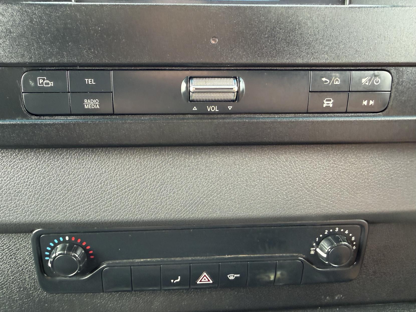 2020 Mercedes-Benz Sprinter 2.1 316 CDI Panel Van 5dr Diesel Manual RWD L2 H2 Euro 6 (163 ps) - Thumbnail 27